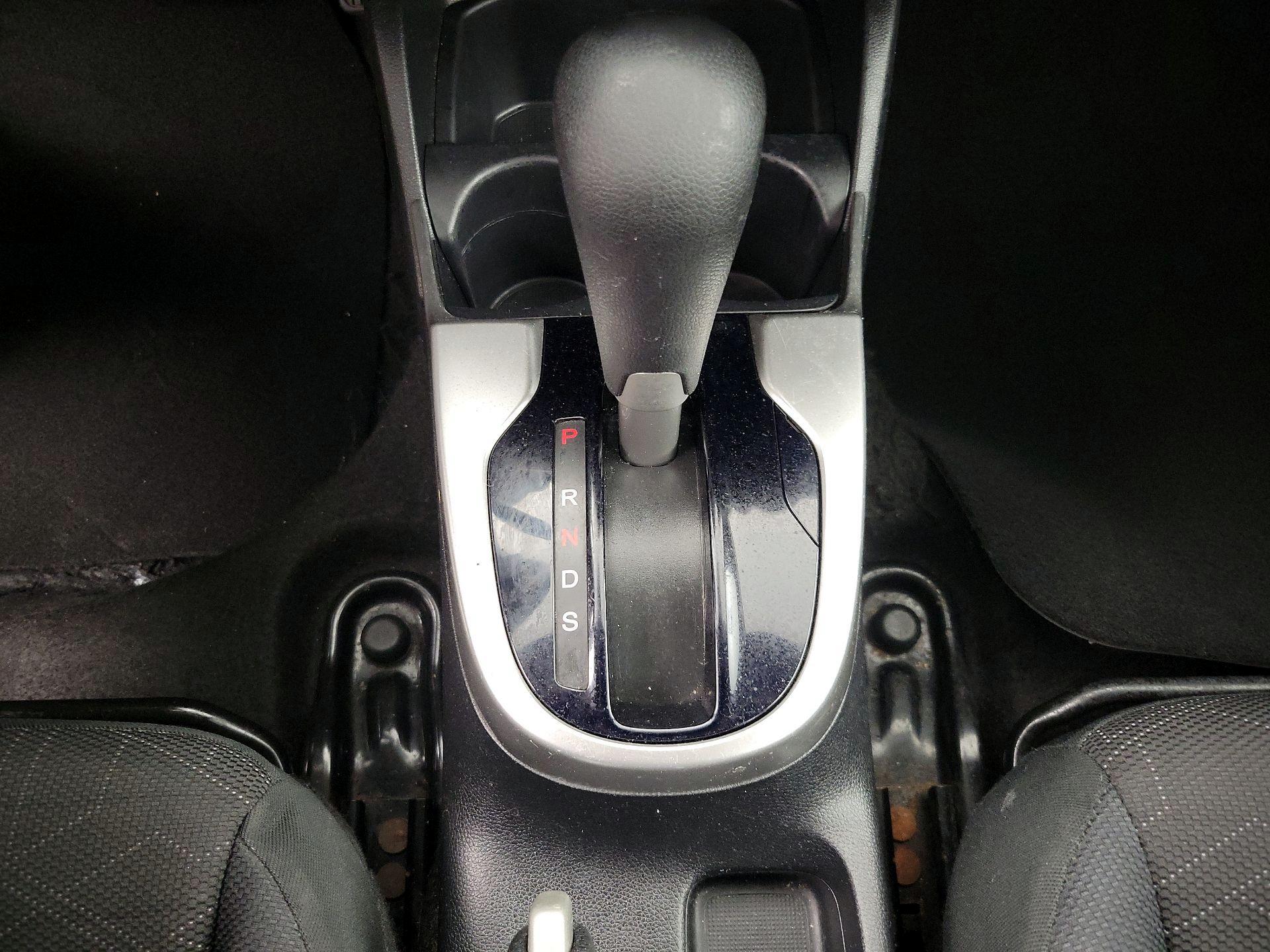 Thumbnail: 2015 Honda Fit - 17