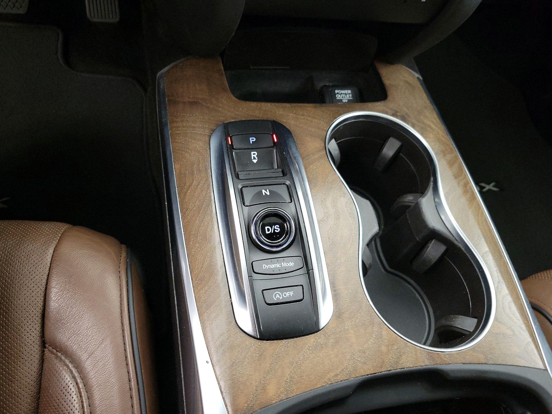 Thumbnail: 2019 Acura MDX - 18