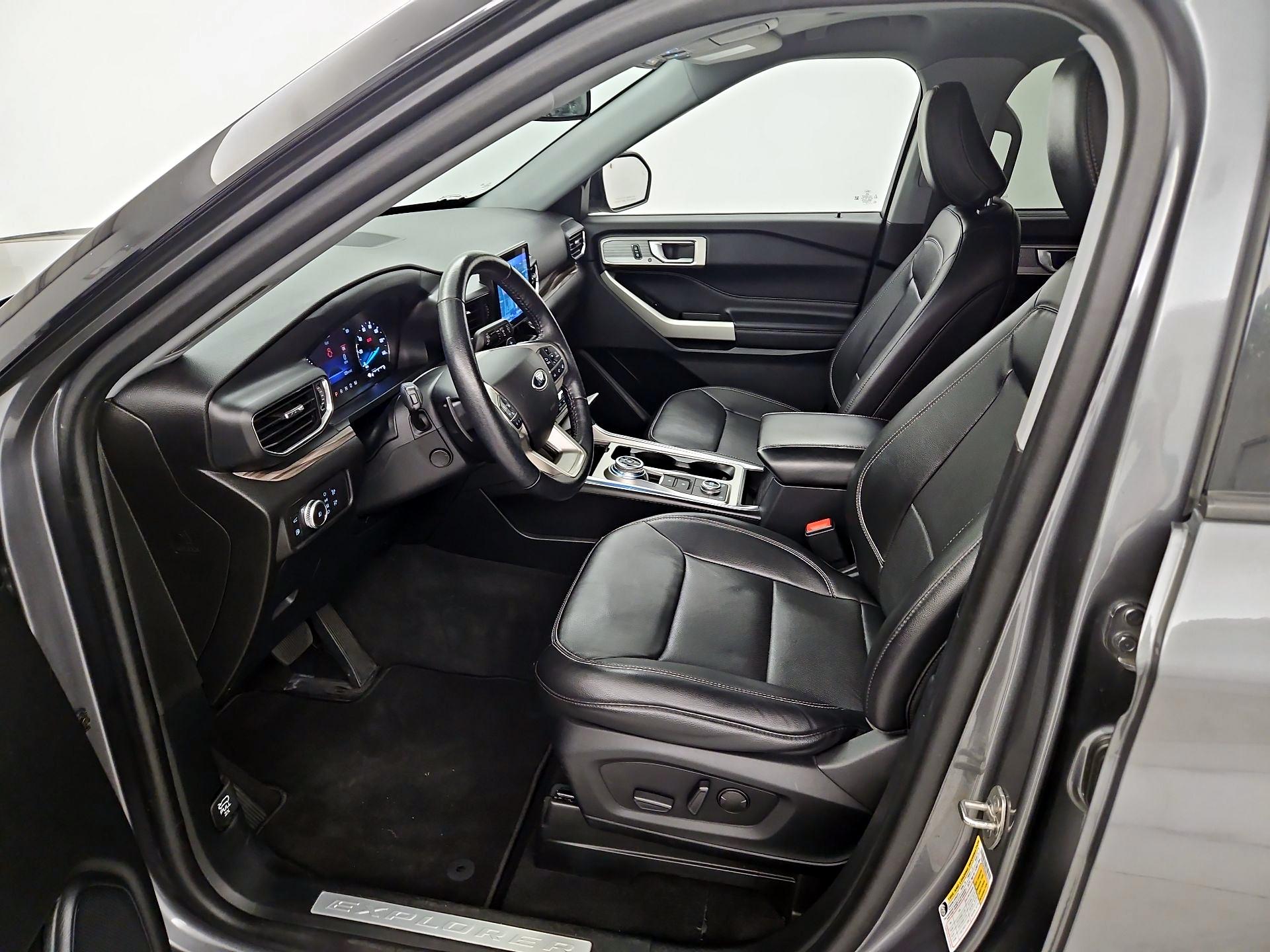 Thumbnail: 2021 Ford Explorer - 11