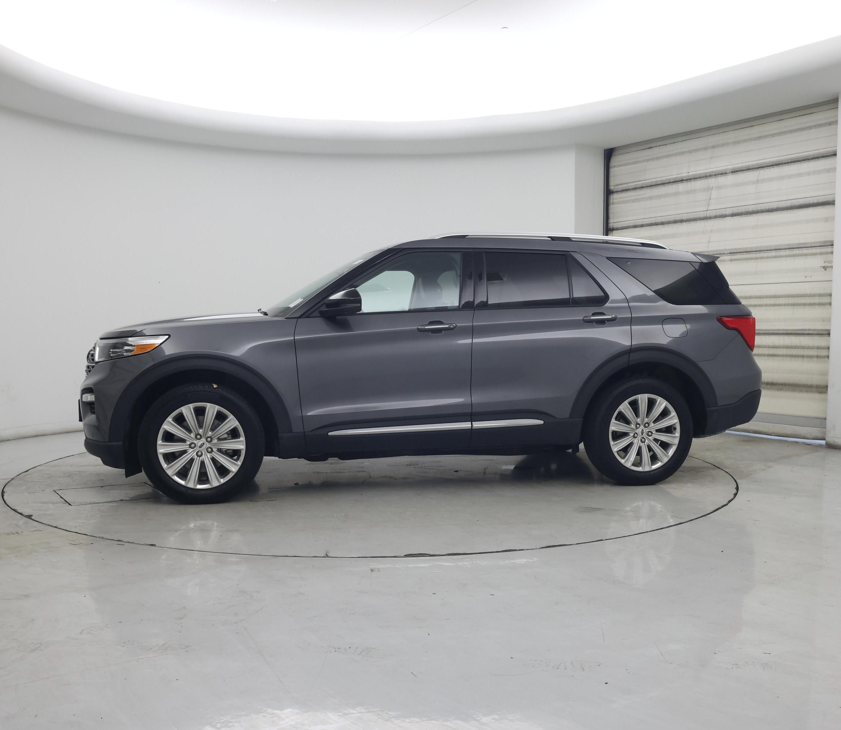 Thumbnail: 2021 Ford Explorer - 3