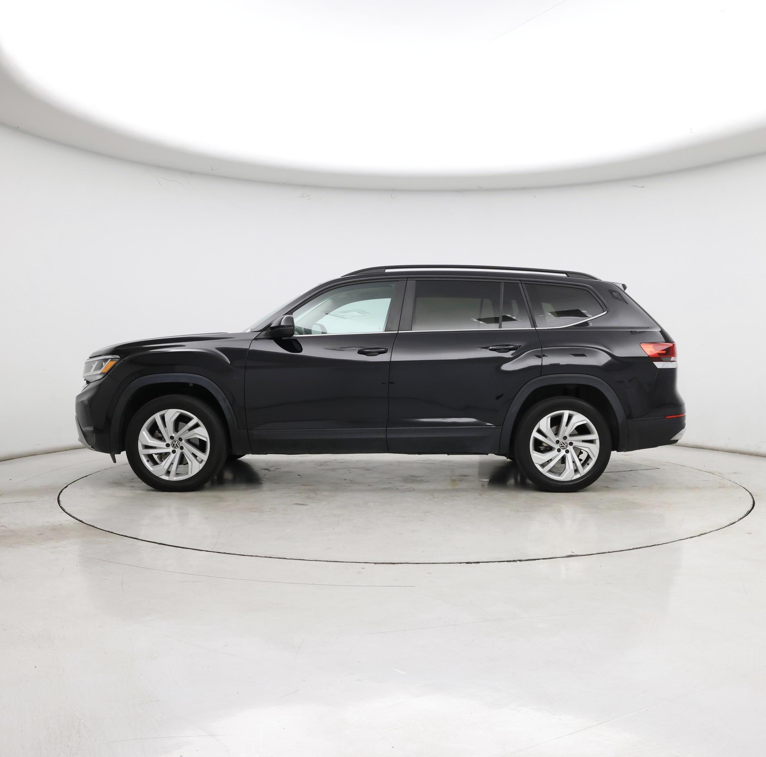 Thumbnail: 2021 Volkswagen Atlas - 3