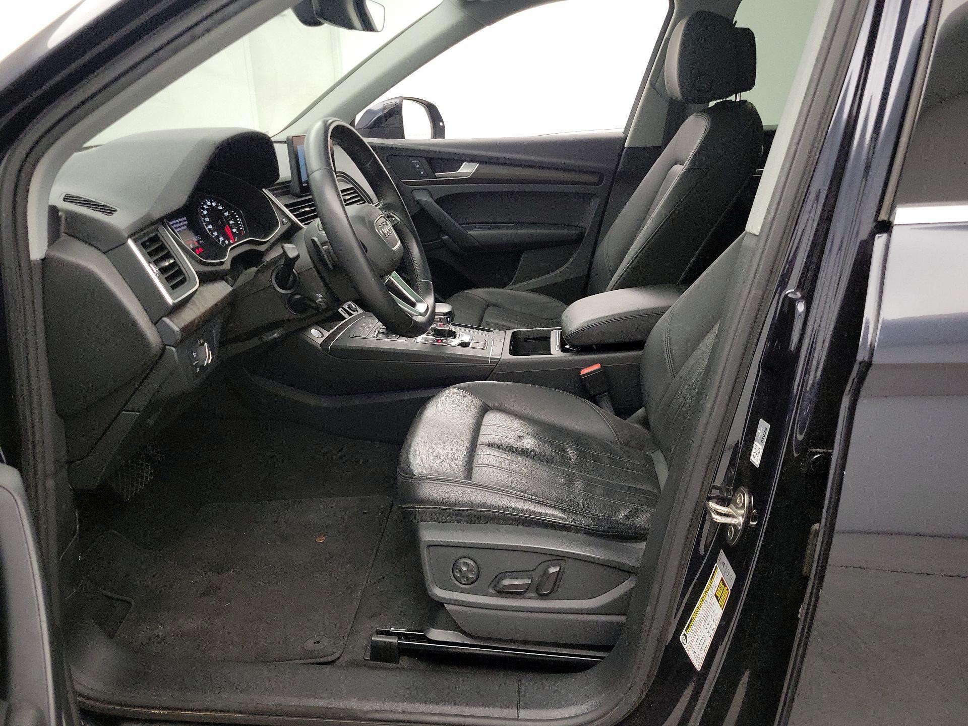 Thumbnail: 2019 Audi Q5 - 11