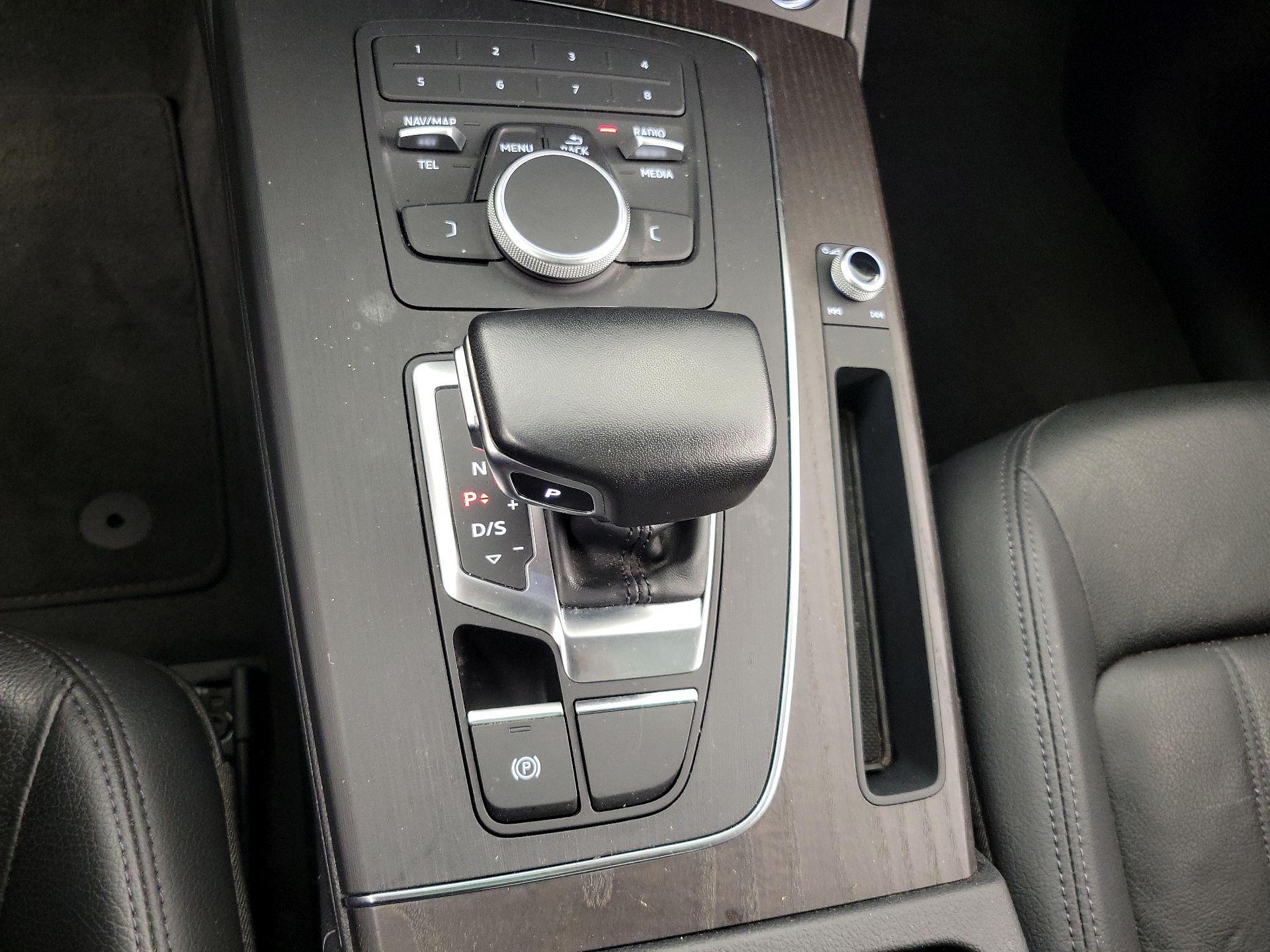 Thumbnail: 2019 Audi Q5 - 17