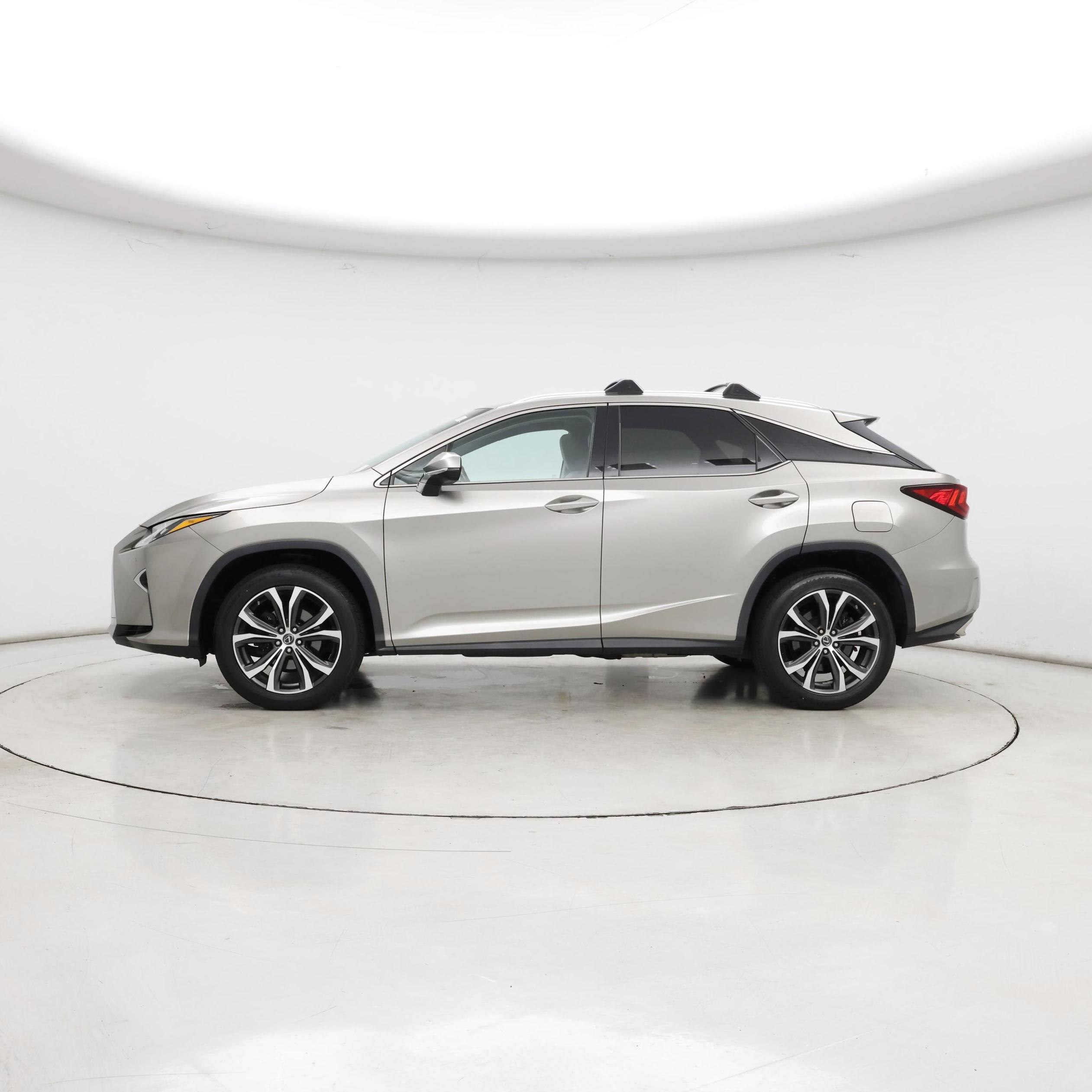 Thumbnail: 2019 Lexus RX - 3