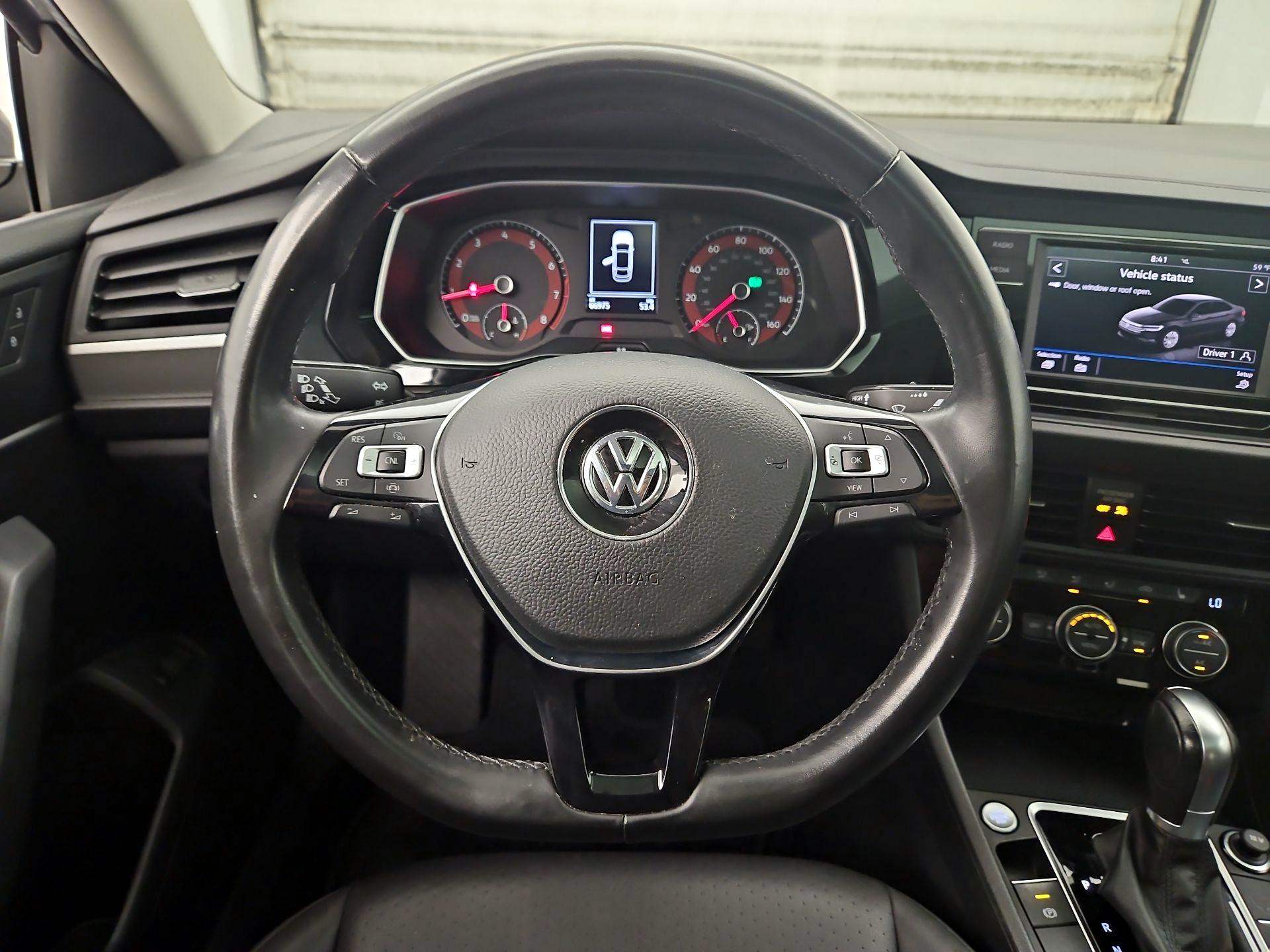 Thumbnail: 2019 Volkswagen Jetta - 10