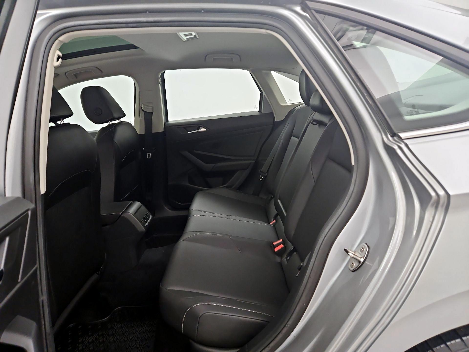 Thumbnail: 2019 Volkswagen Jetta - 20