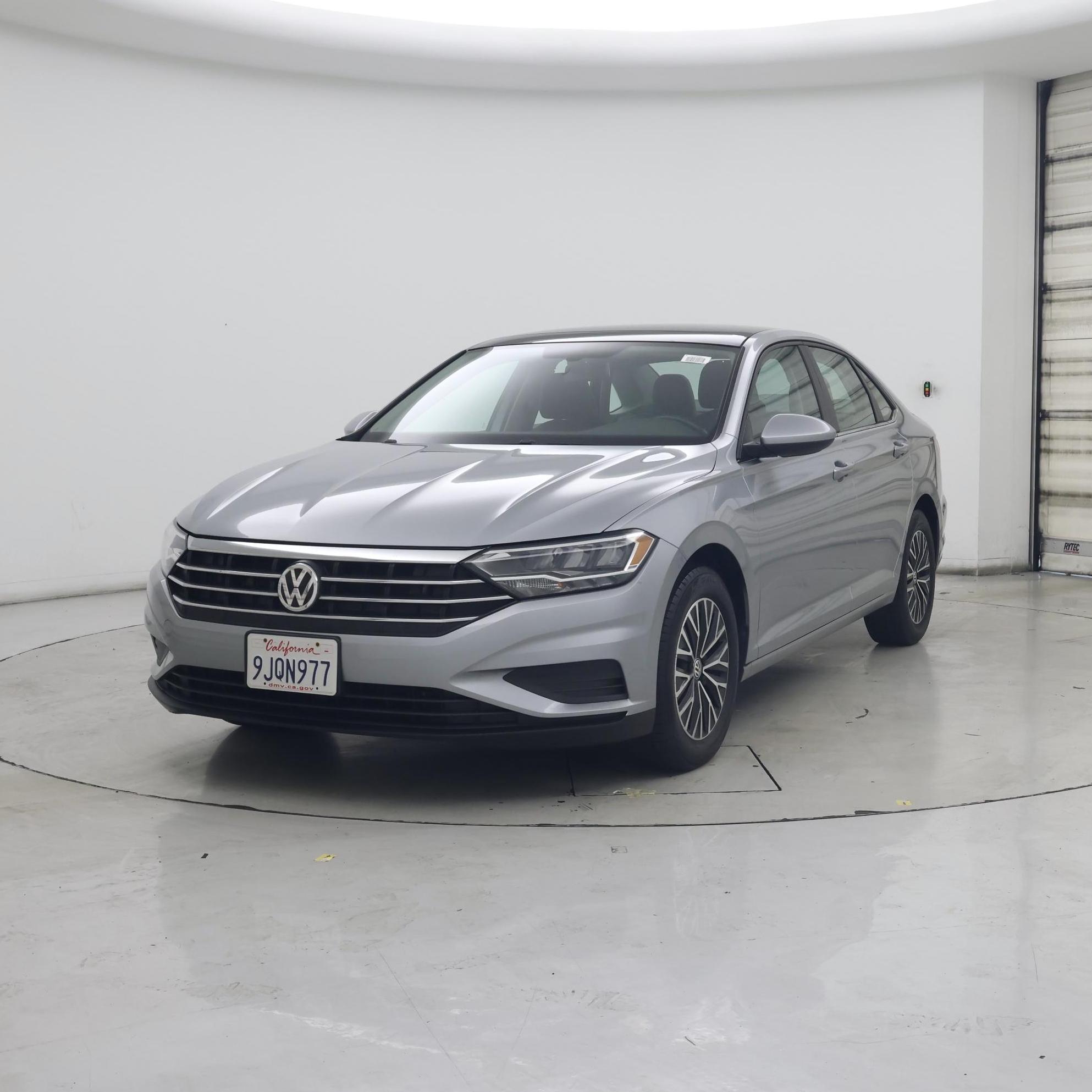 Thumbnail: 2019 Volkswagen Jetta - 4