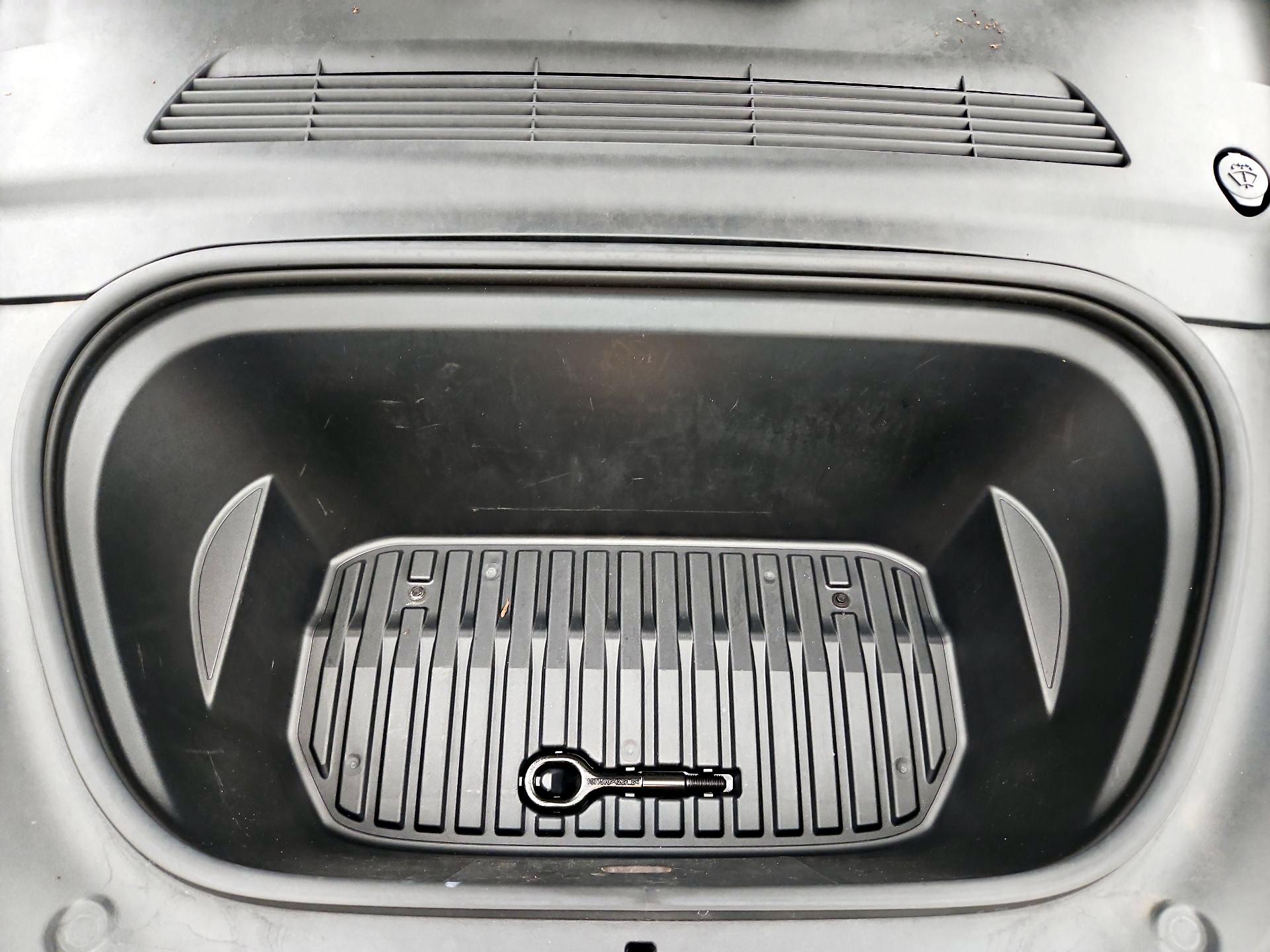 Thumbnail: 2021 Tesla Model Y - 20