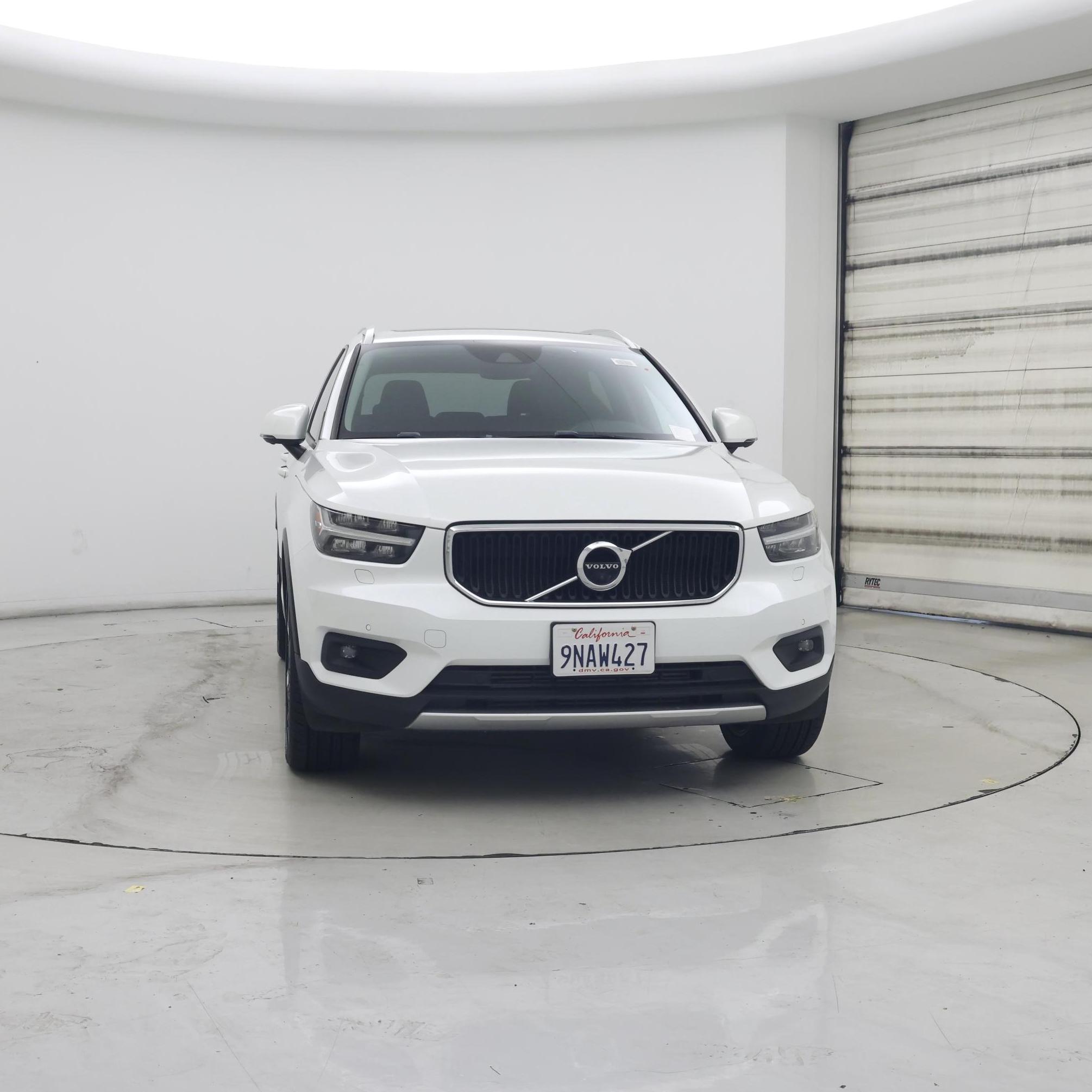 Thumbnail: 2021 Volvo XC40 - 5