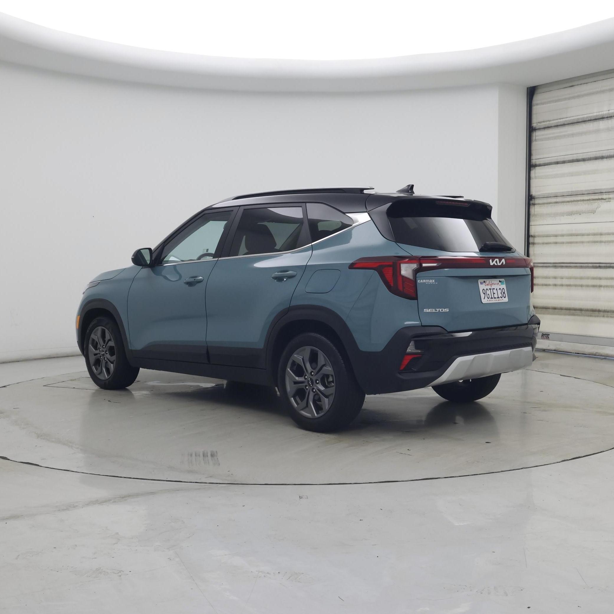 Thumbnail: 2024 Kia Seltos - 2