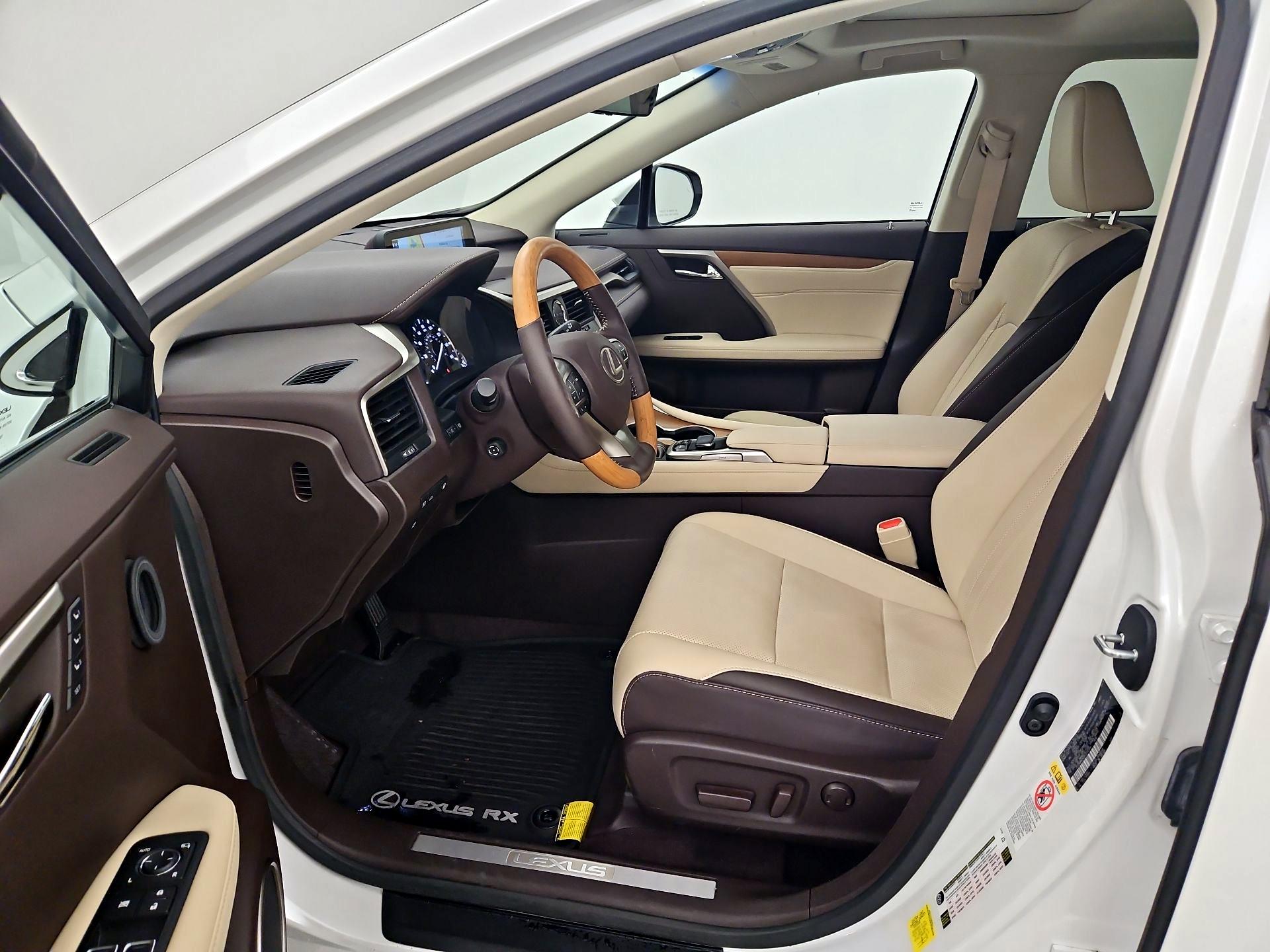 Thumbnail: 2017 Lexus RX - 11