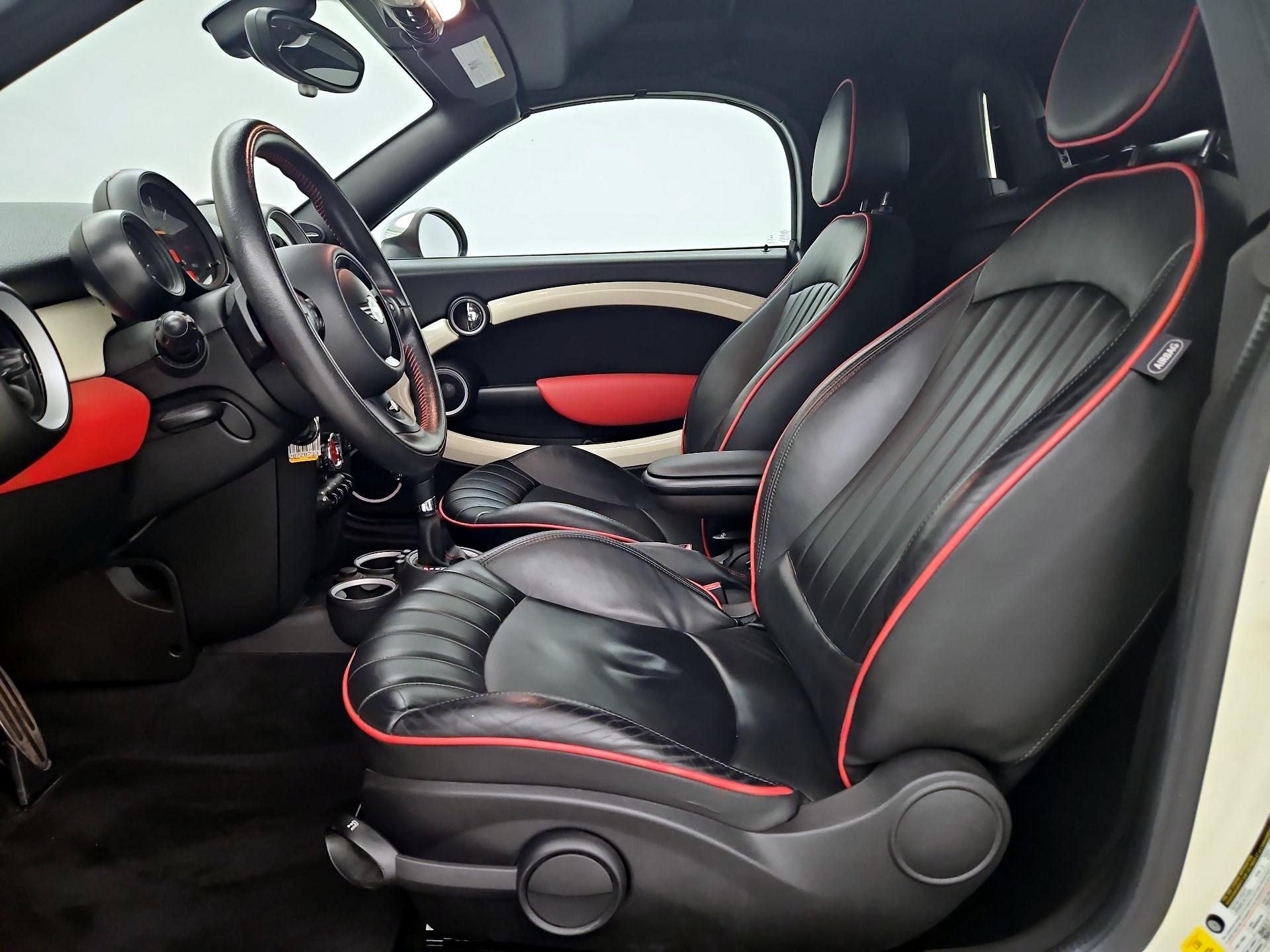 Thumbnail: 2015 MINI Cooper Roadster - 11
