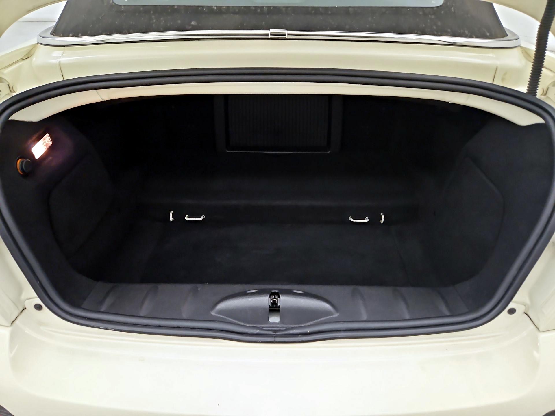 Thumbnail: 2015 MINI Cooper Roadster - 17