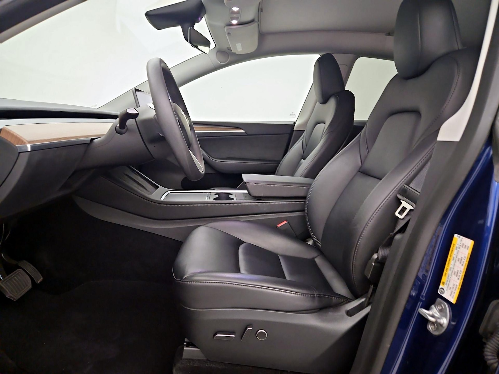2023 Tesla Model Y Long Range - Photo 12