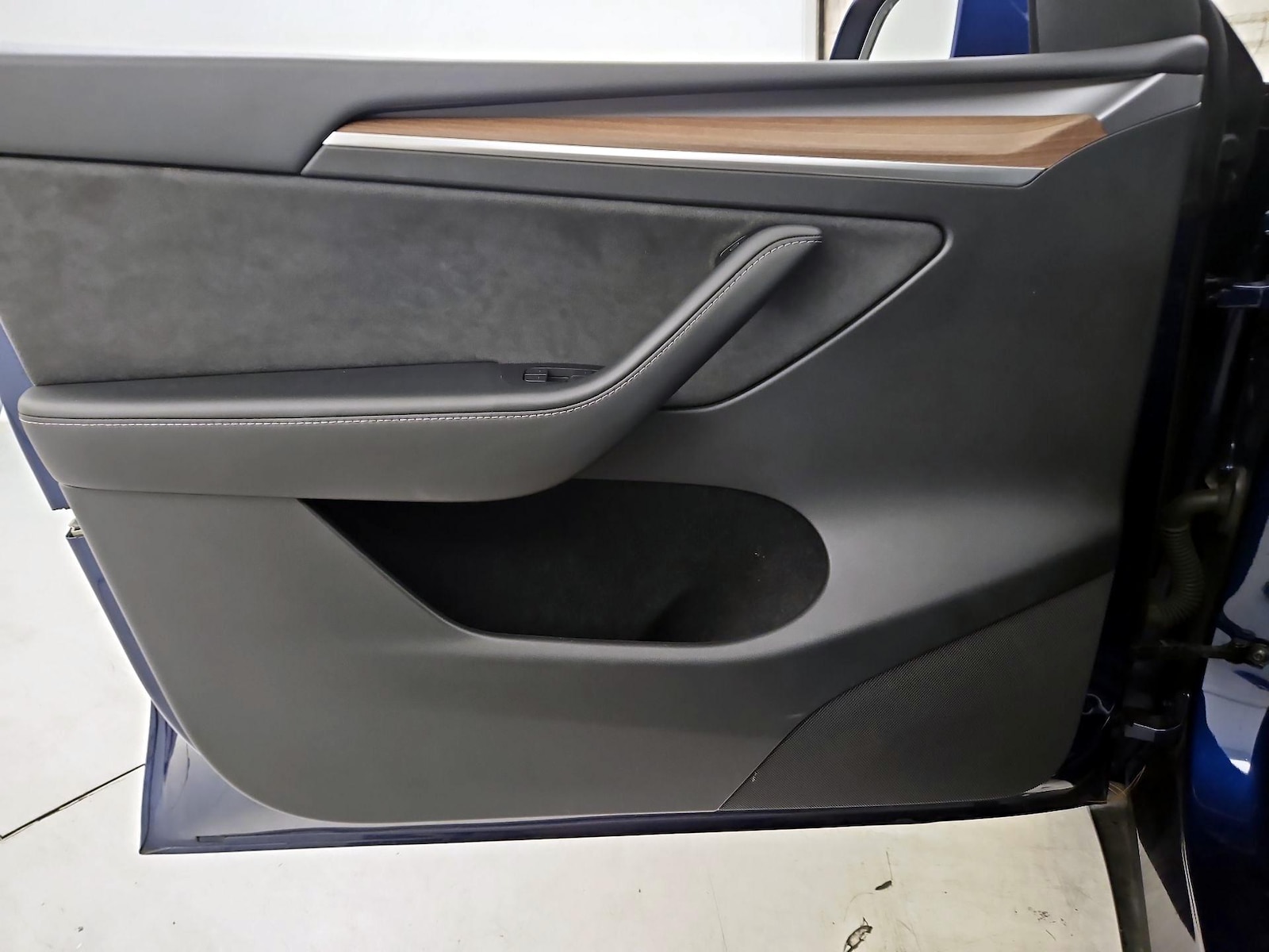 2023 Tesla Model Y Long Range - Photo 13