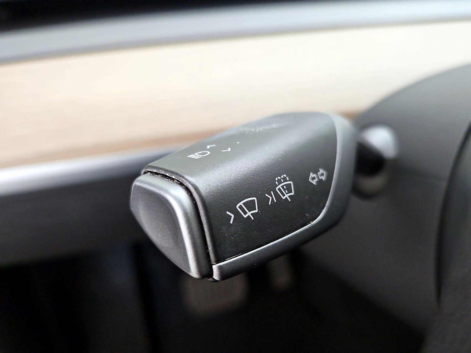 2023 Tesla Model Y Long Range - Photo 14