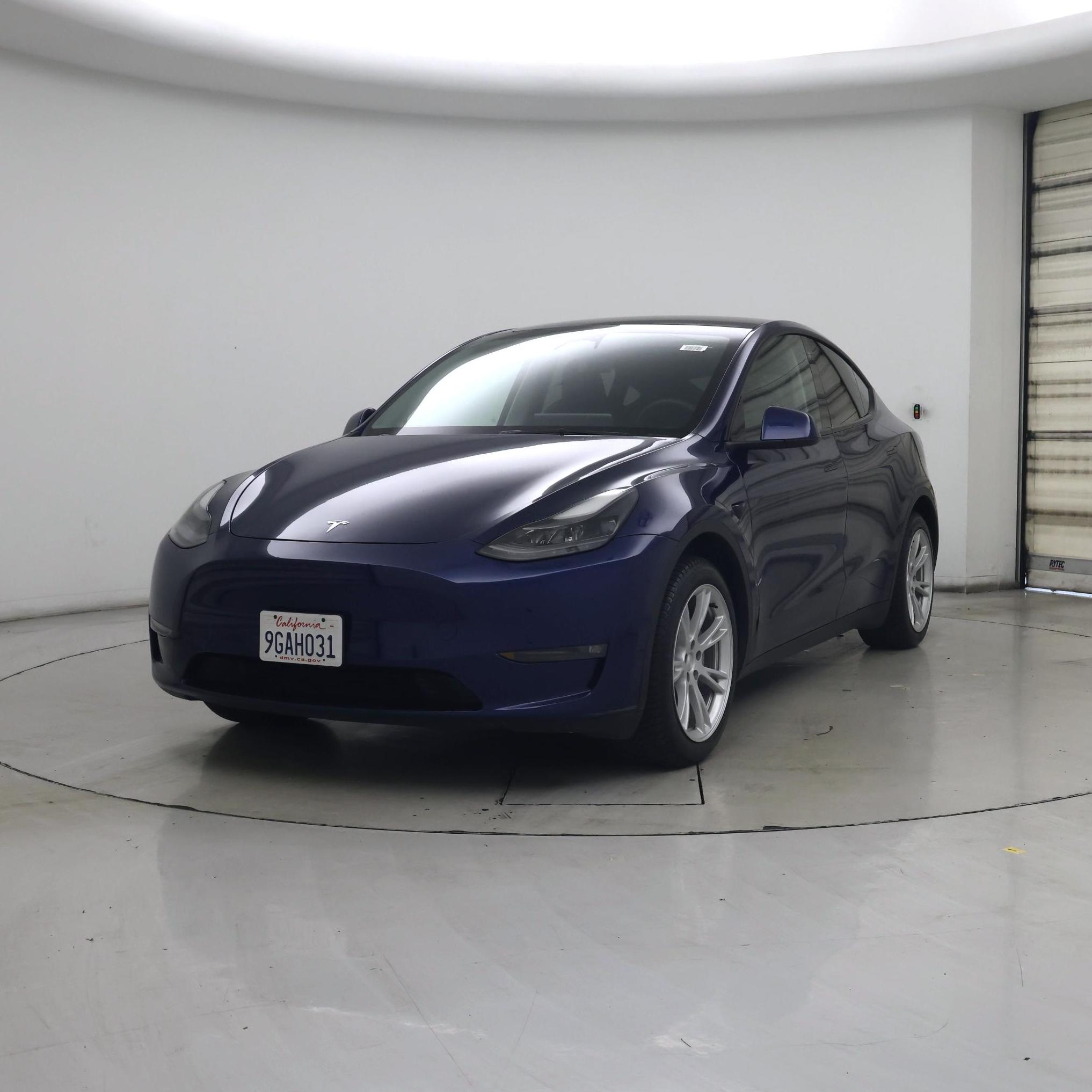 Thumbnail: 2023 Tesla Model Y - 4