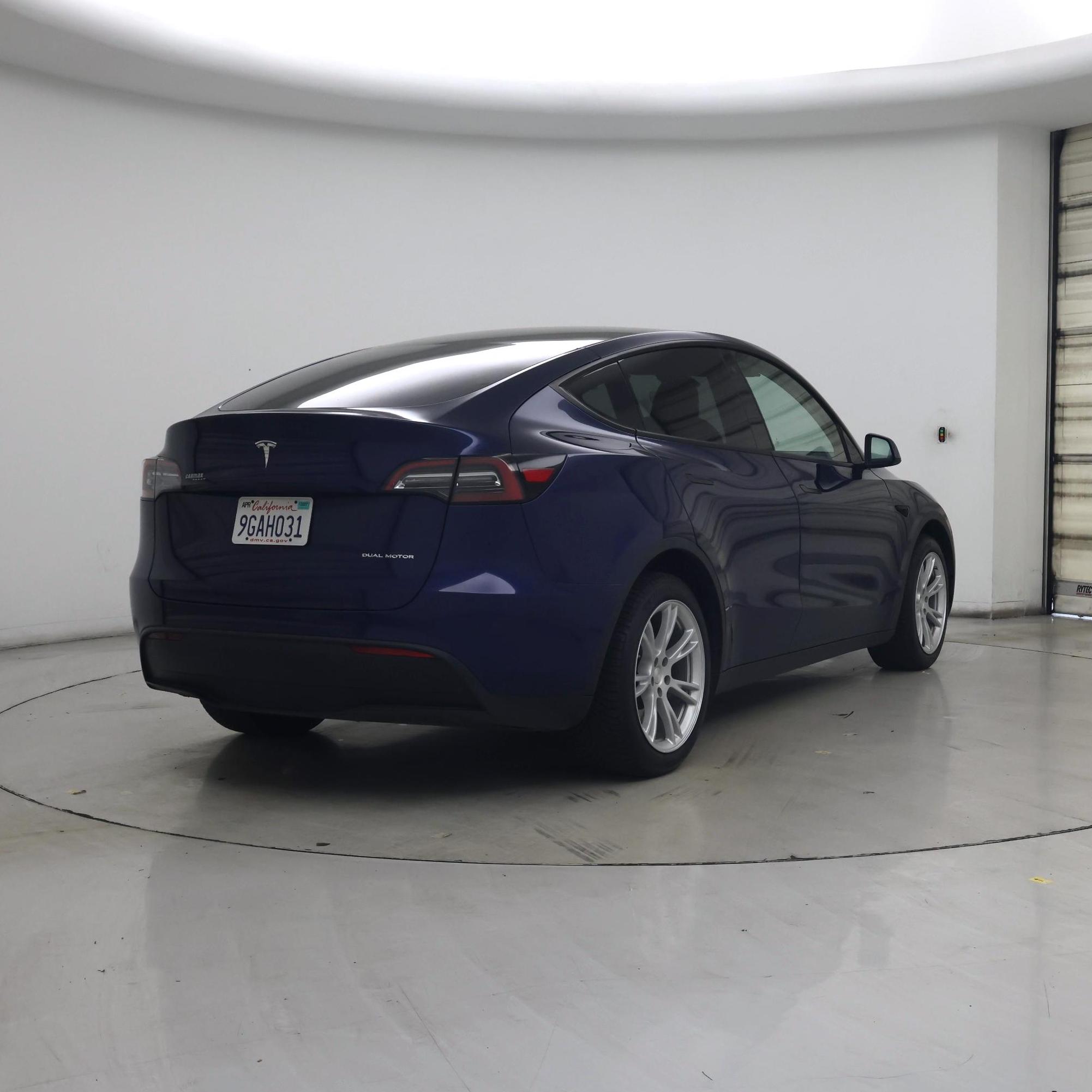 Thumbnail: 2023 Tesla Model Y - 8