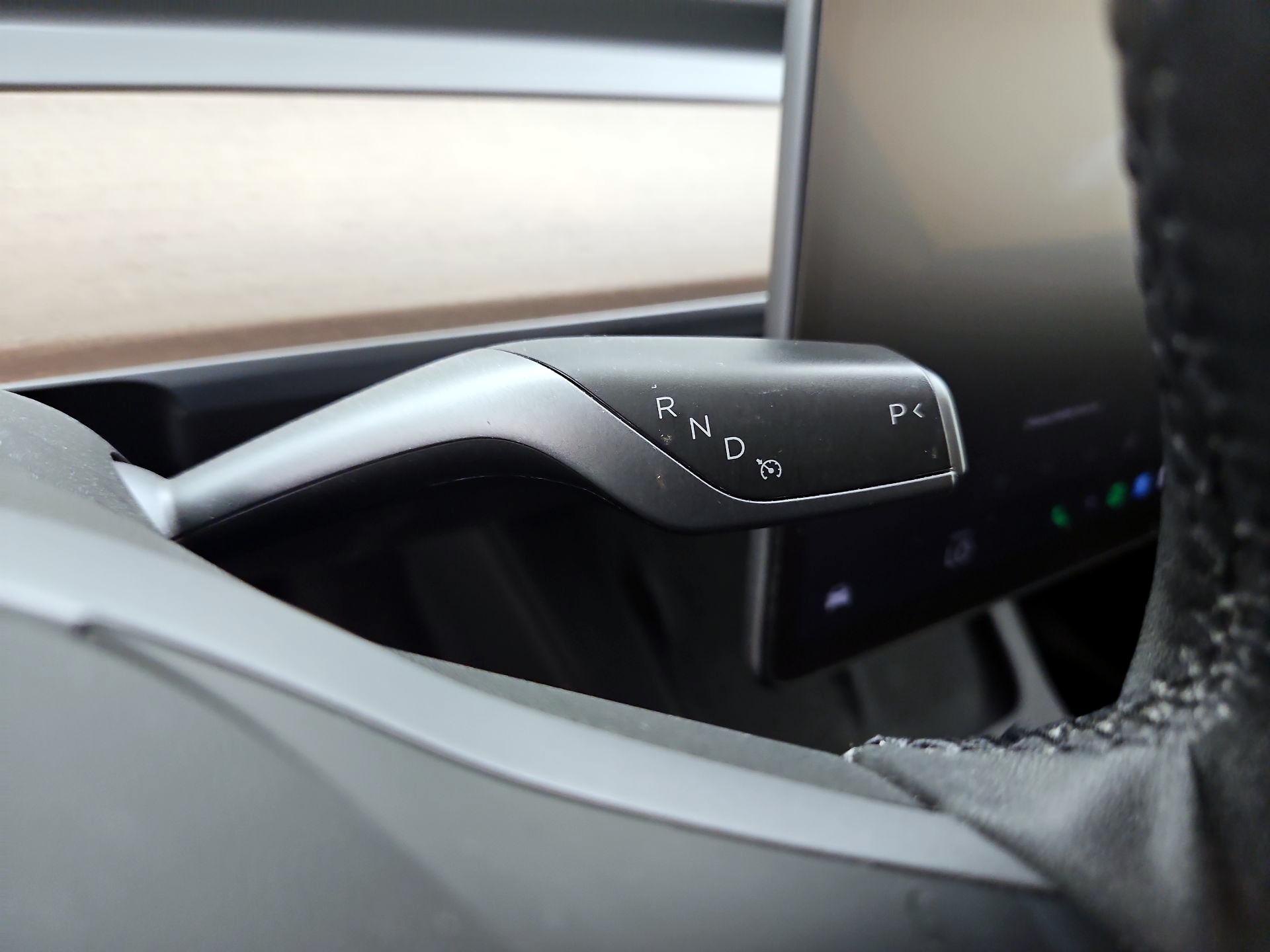 Thumbnail: 2022 Tesla Model Y - 17