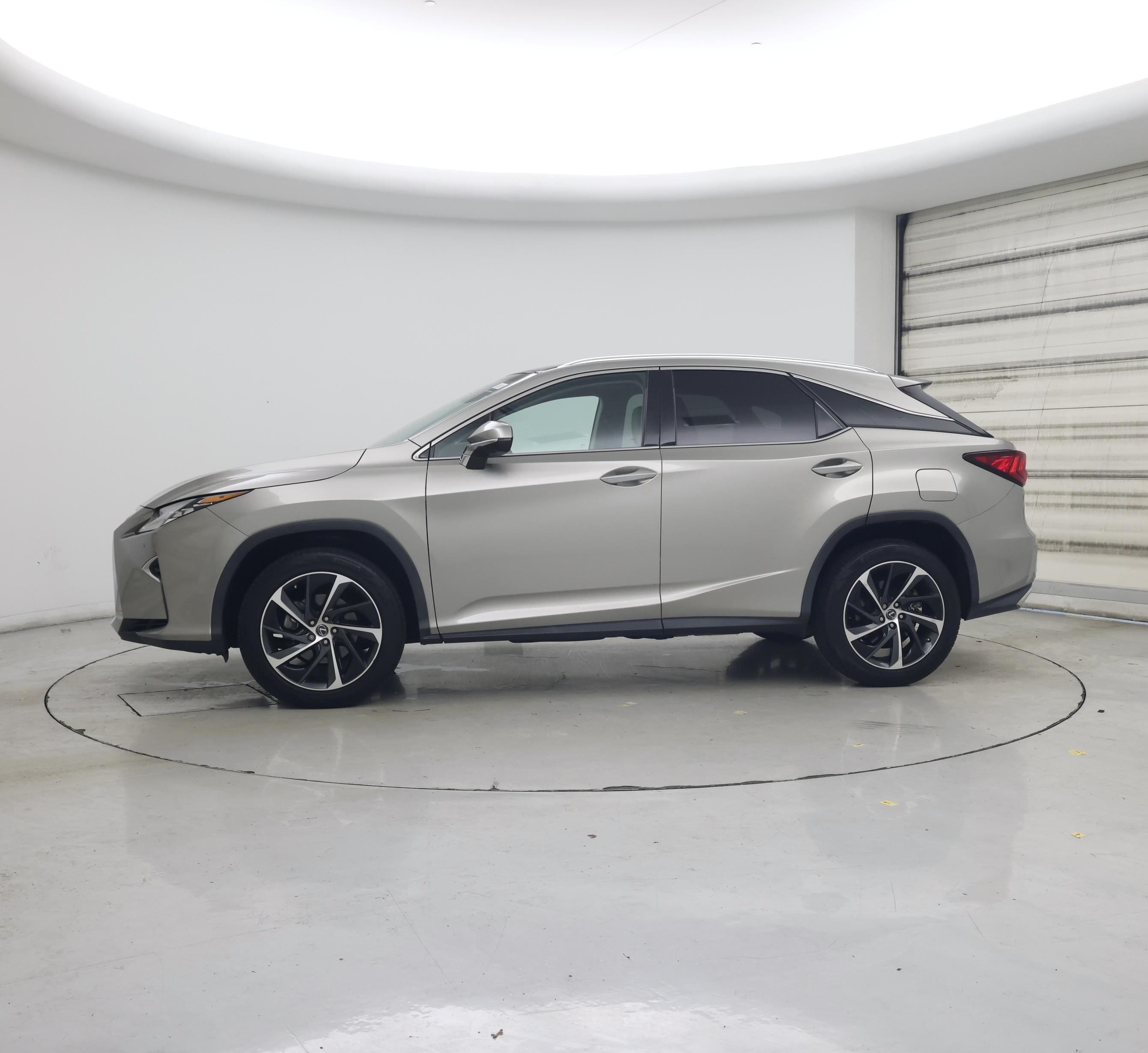 Thumbnail: 2019 Lexus RX - 3