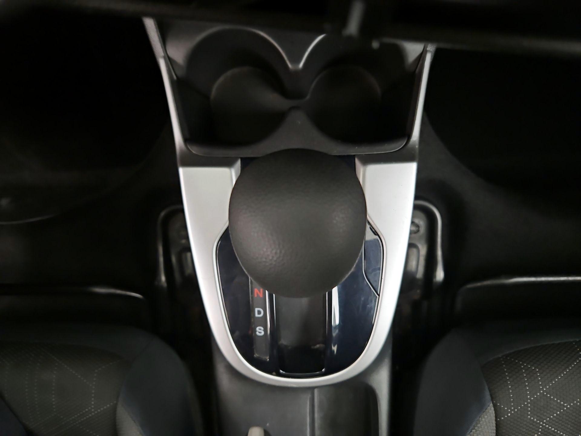 Thumbnail: 2017 Honda Fit - 17