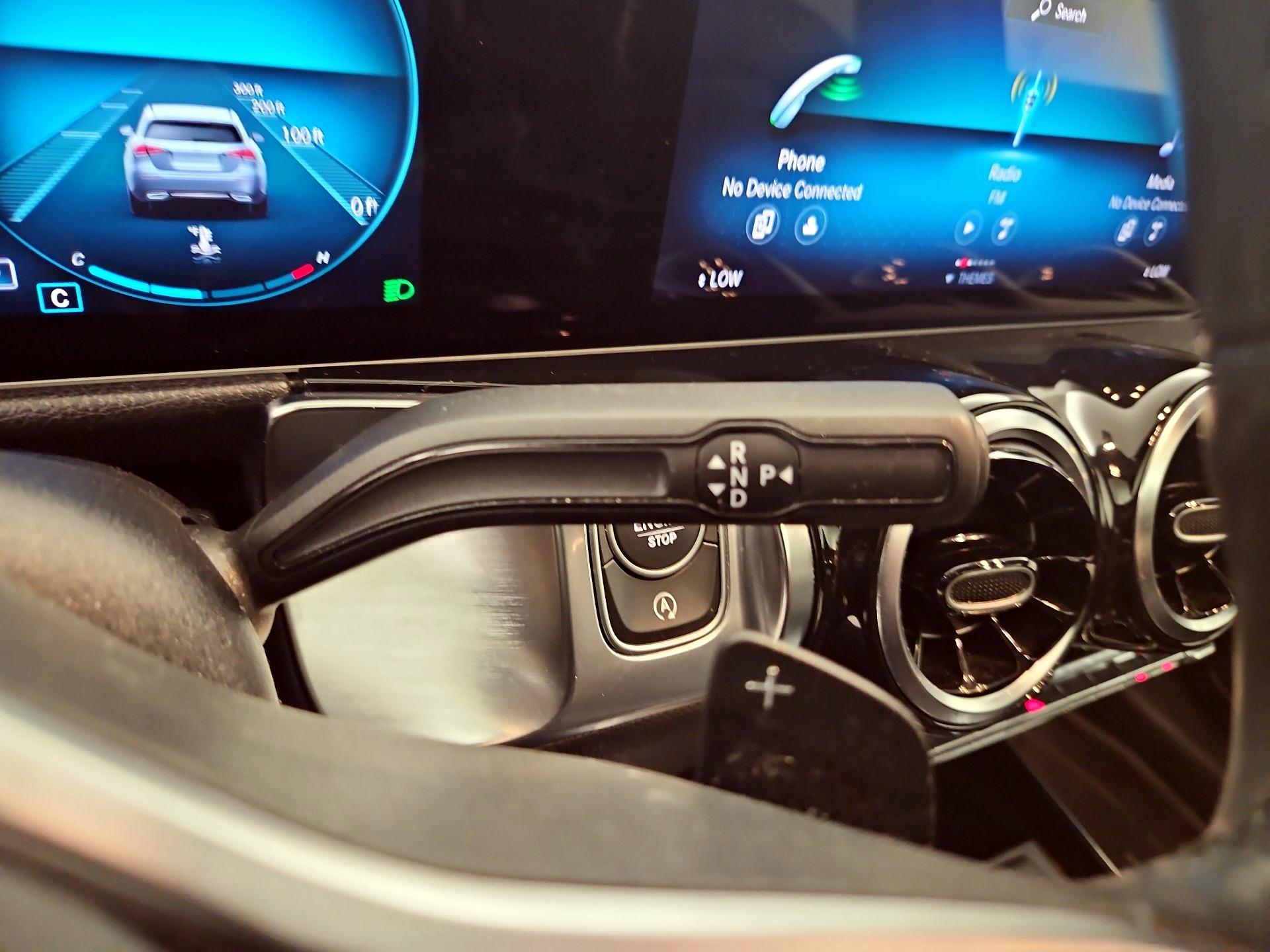 Thumbnail: 2020 Mercedes-Benz GLB - 17