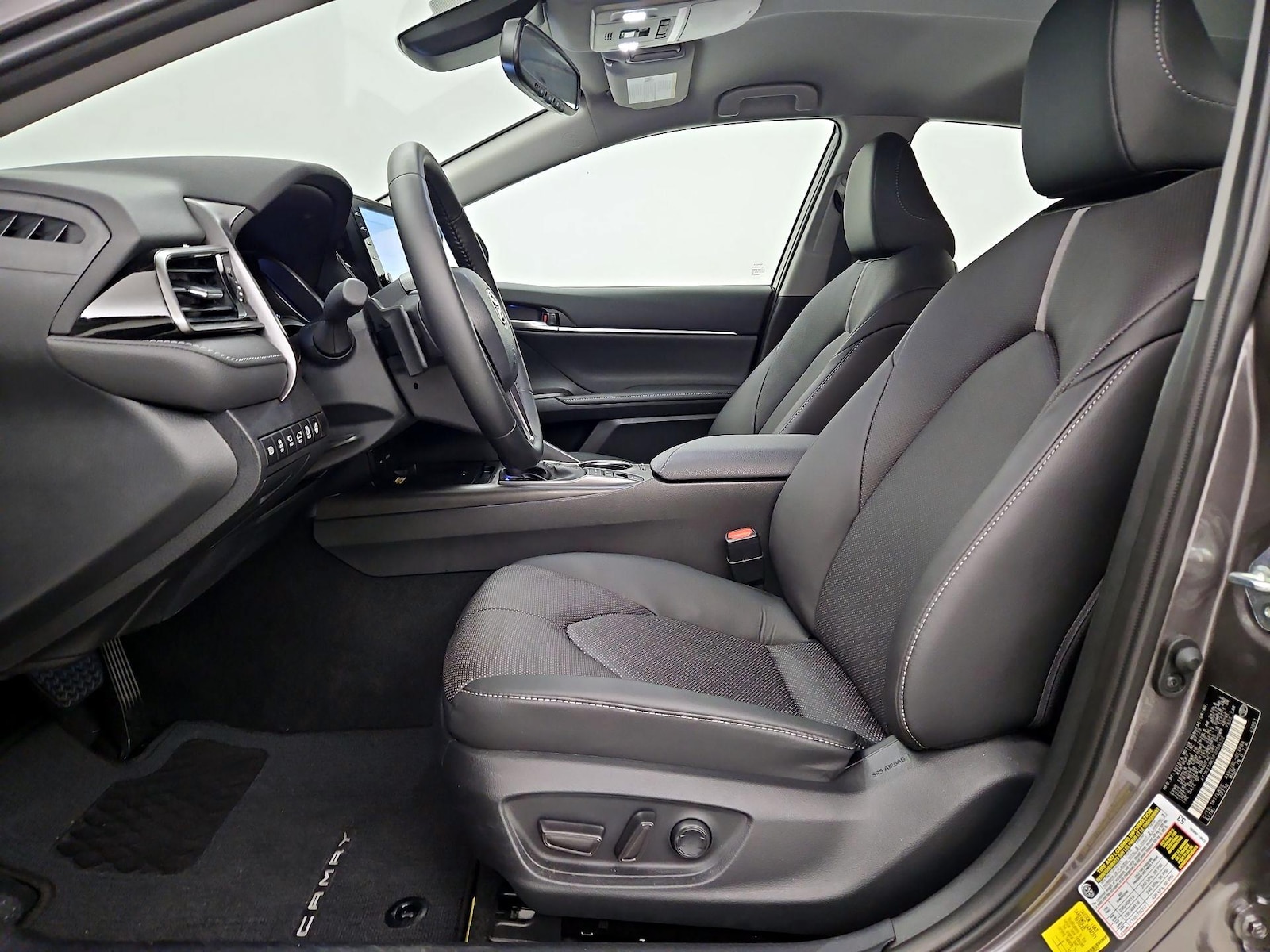 2023 Toyota Camry XSE - Photo 12