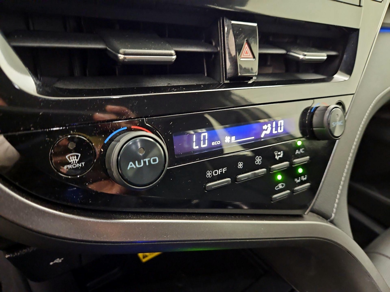 2023 Toyota Camry XSE - Photo 17