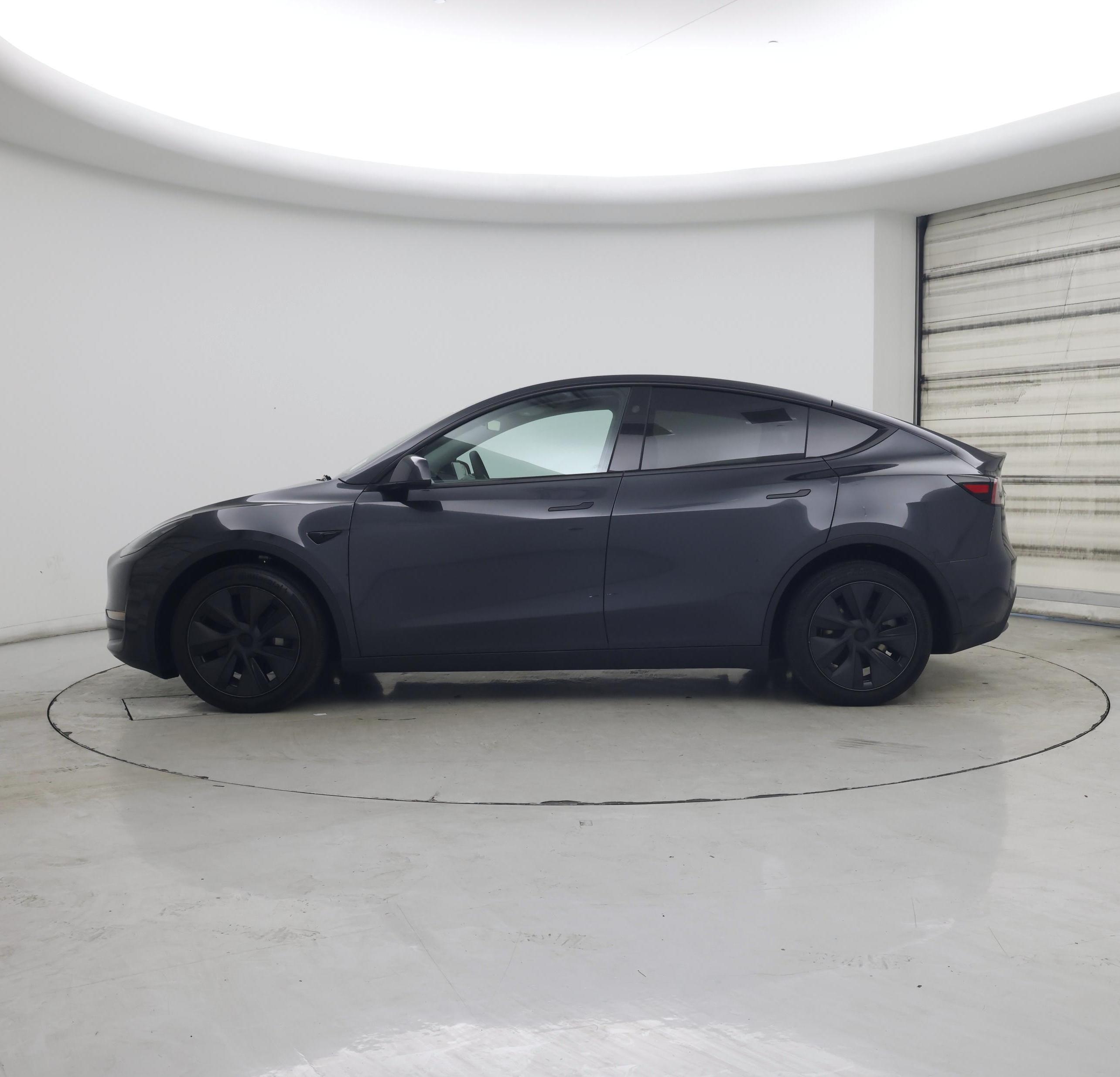 Thumbnail: 2025 Tesla Model Y - 3