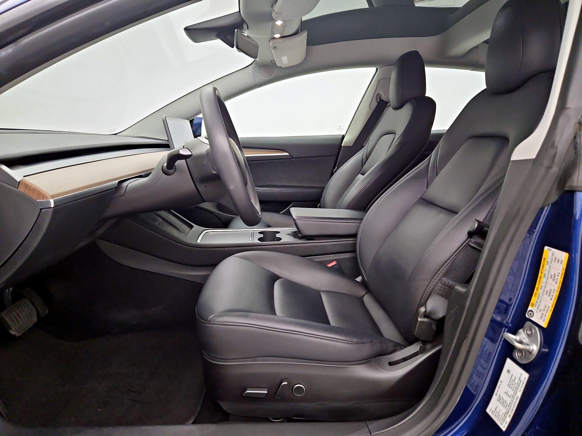 Thumbnail: 2023 Tesla Model 3 - 11
