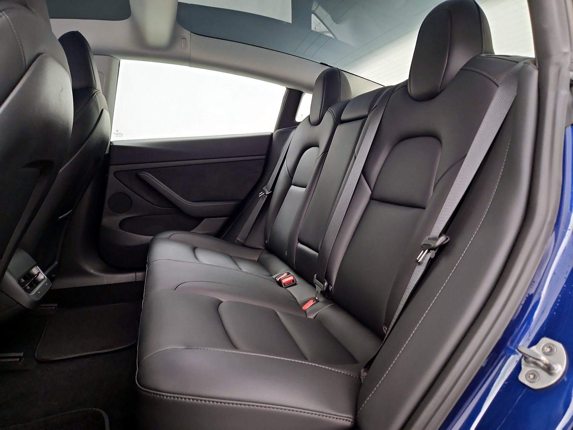 Thumbnail: 2023 Tesla Model 3 - 18