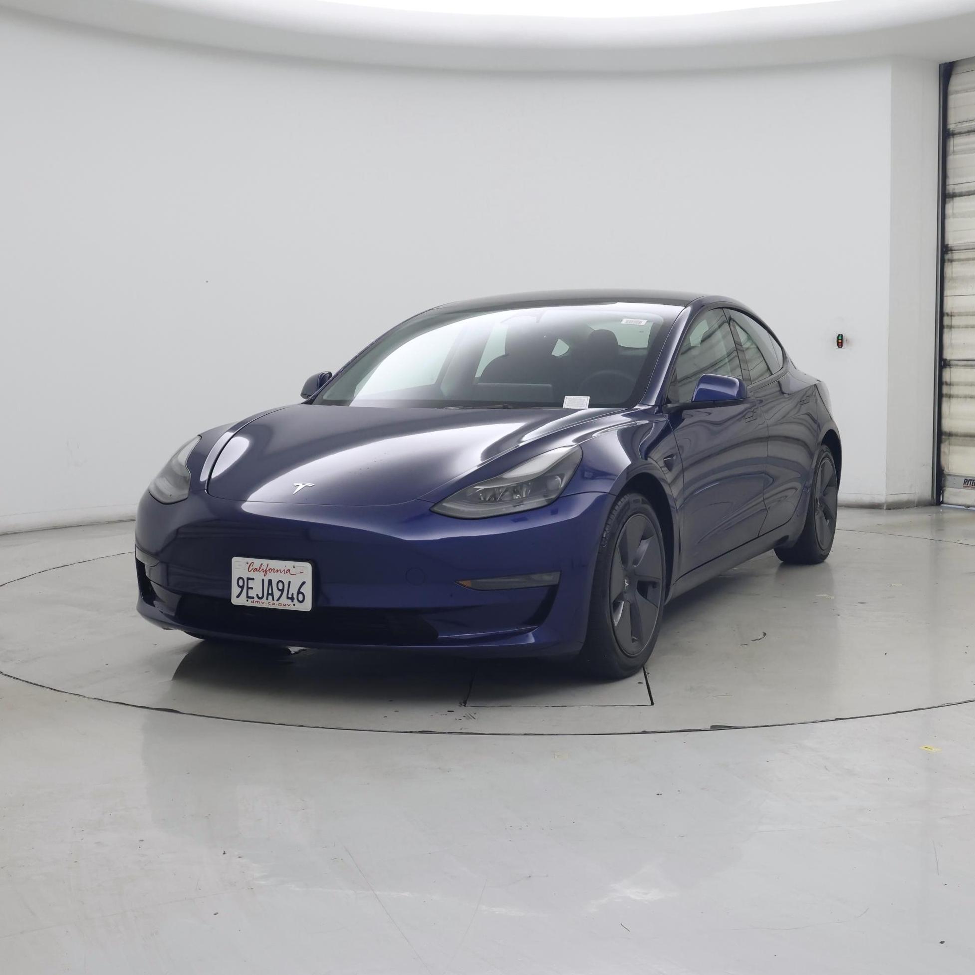 Thumbnail: 2023 Tesla Model 3 - 4