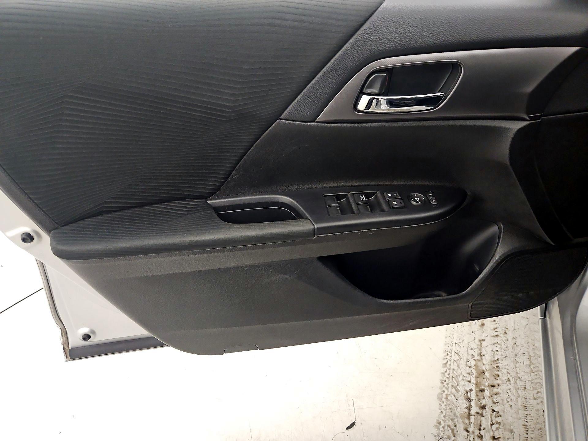 Thumbnail: 2014 Honda Accord - 12