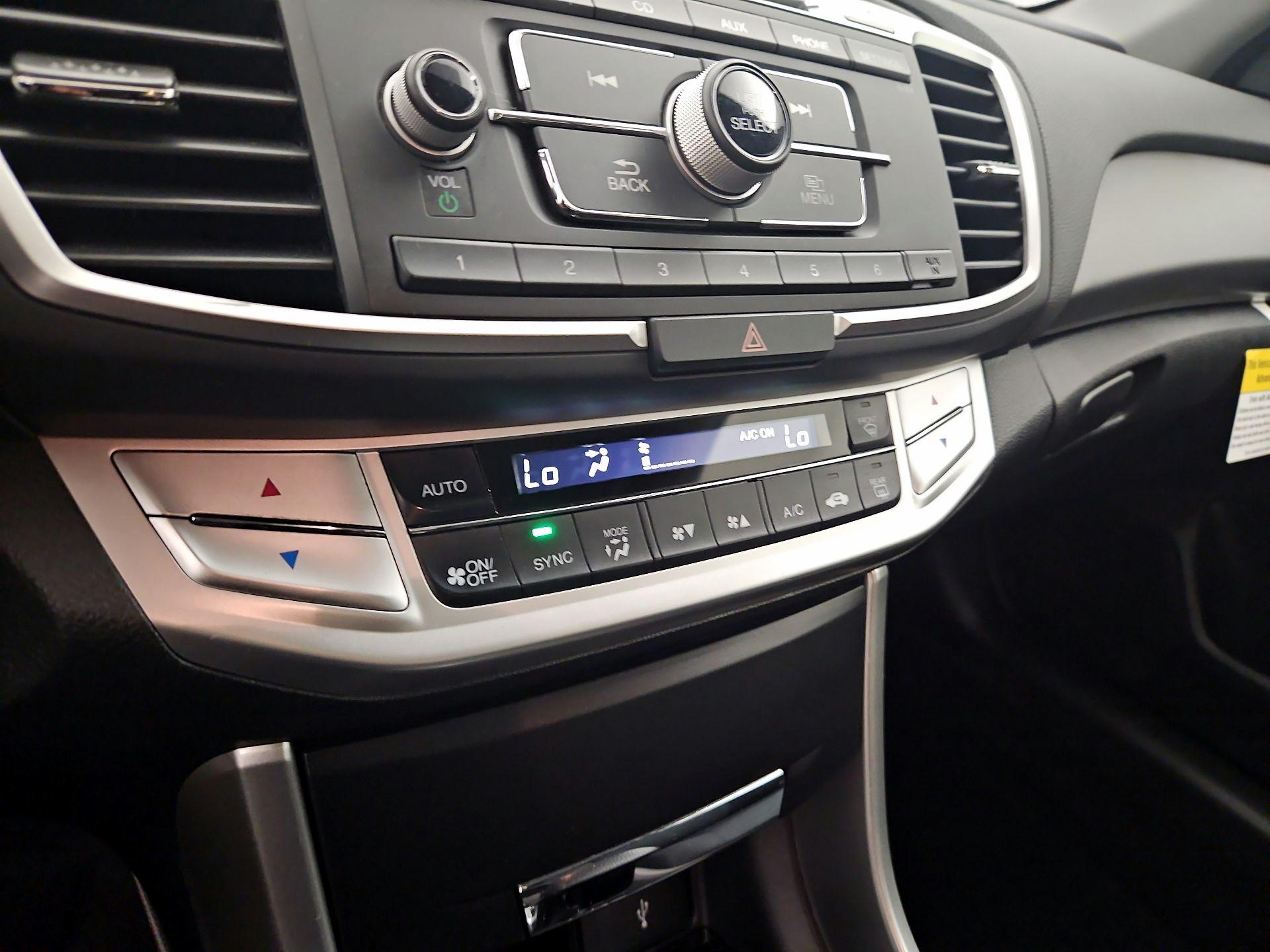 Thumbnail: 2014 Honda Accord - 16