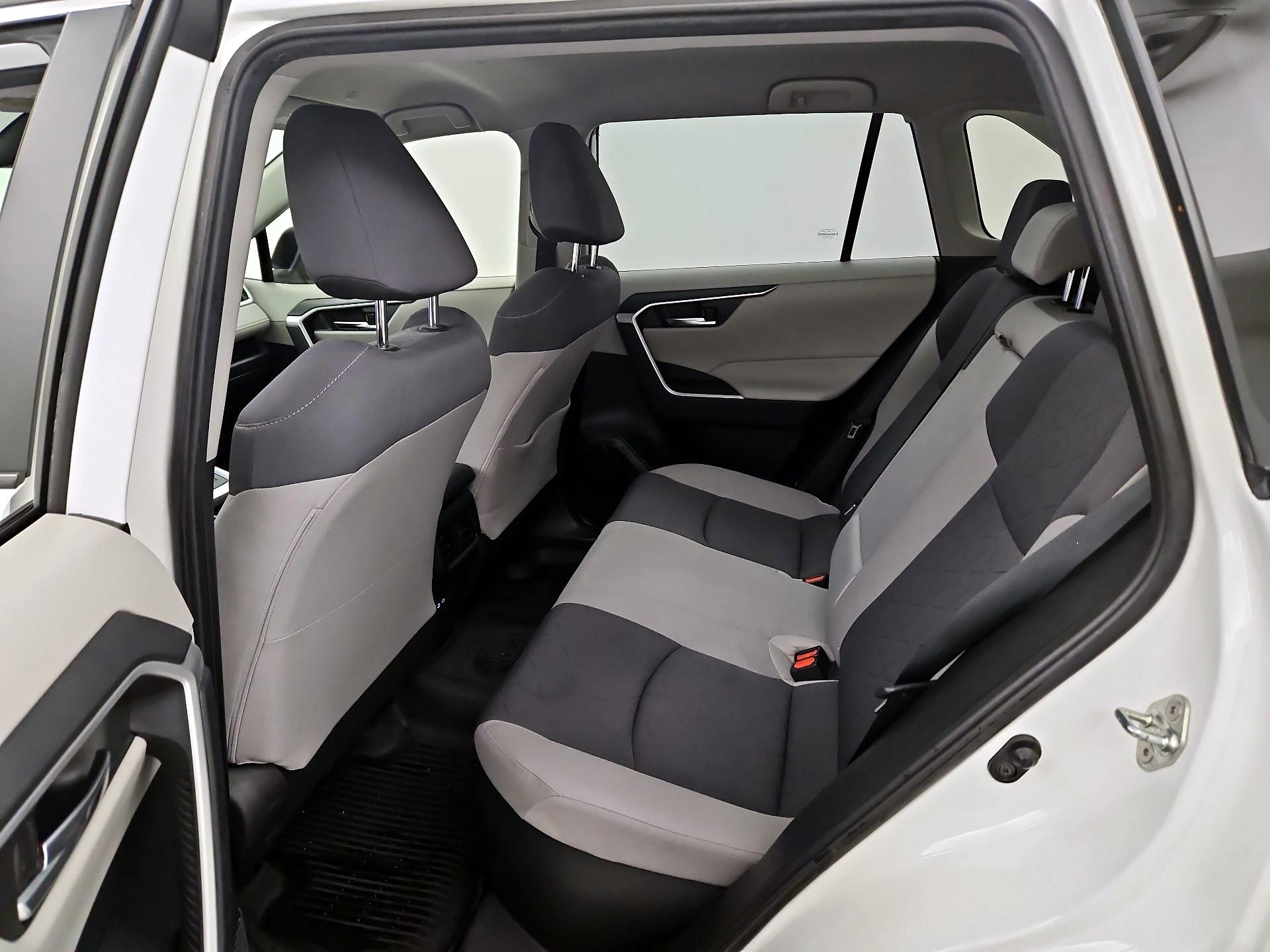 Thumbnail: 2024 Toyota RAV4 - 20