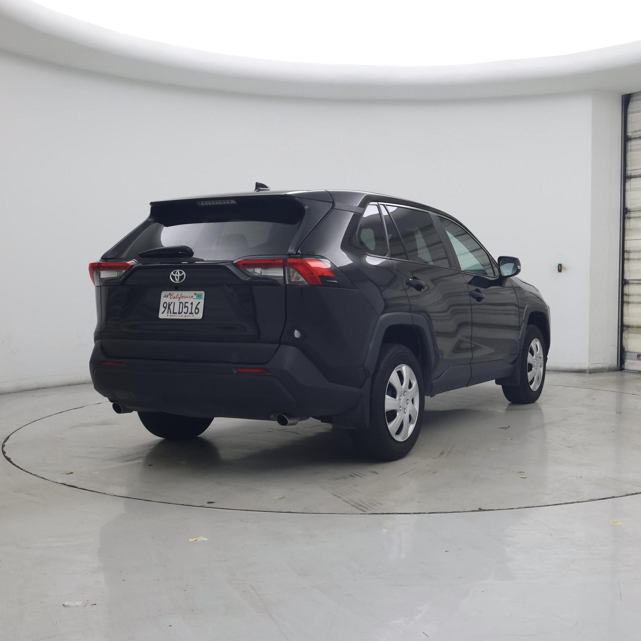 Thumbnail: 2024 Toyota RAV4 - 8