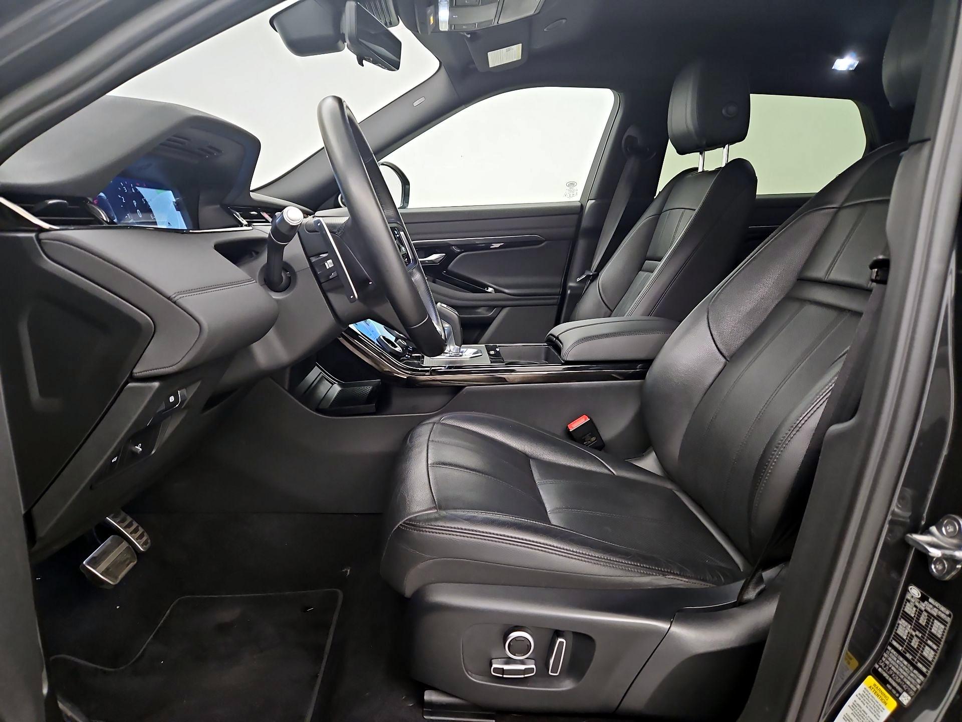 Thumbnail: 2021 Land Rover Range Rover Evoque - 11