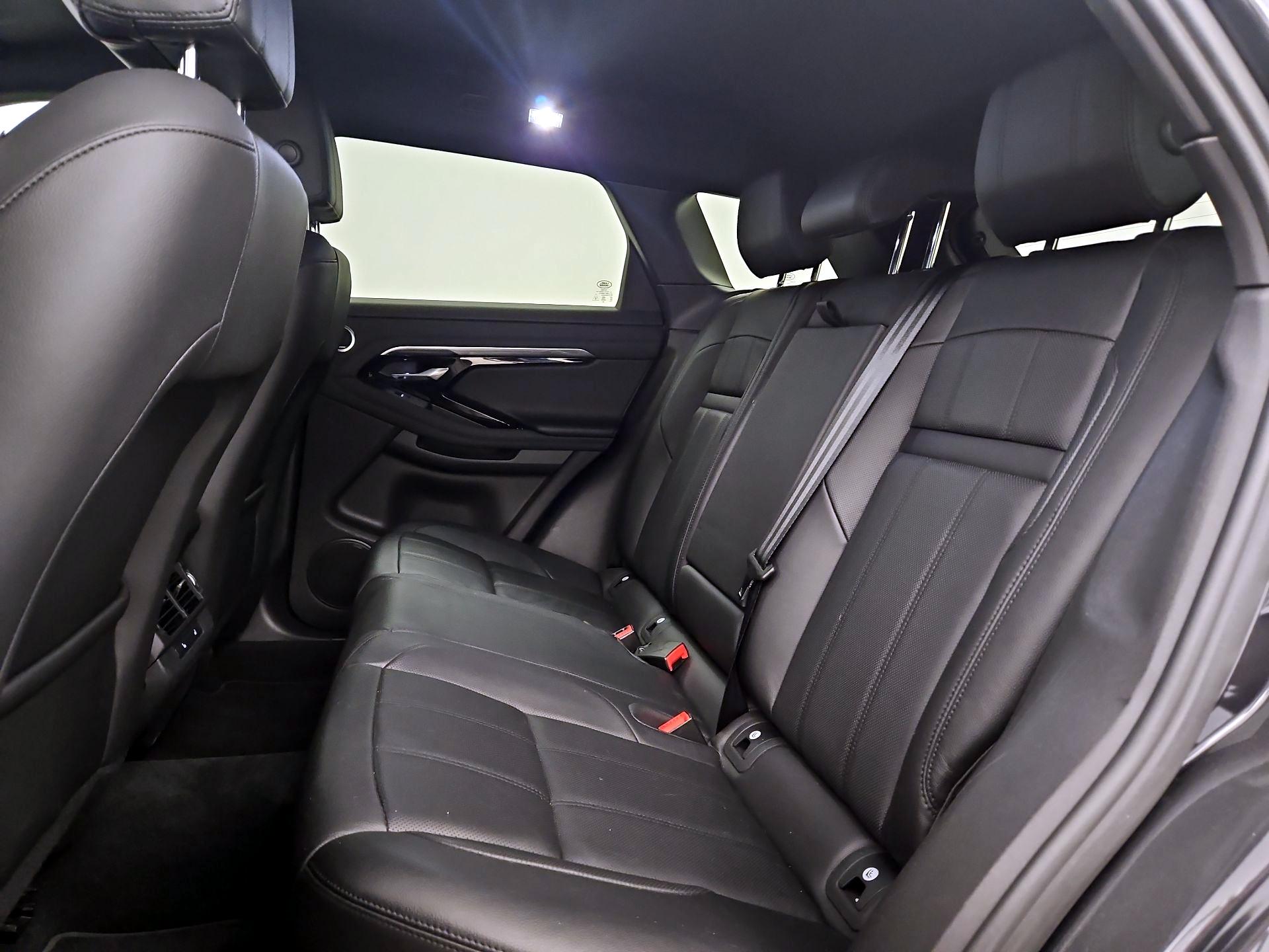 Thumbnail: 2021 Land Rover Range Rover Evoque - 18