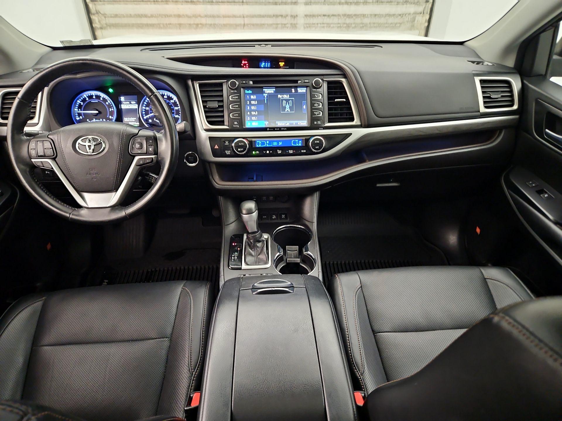 Thumbnail: 2018 Toyota Highlander - 9