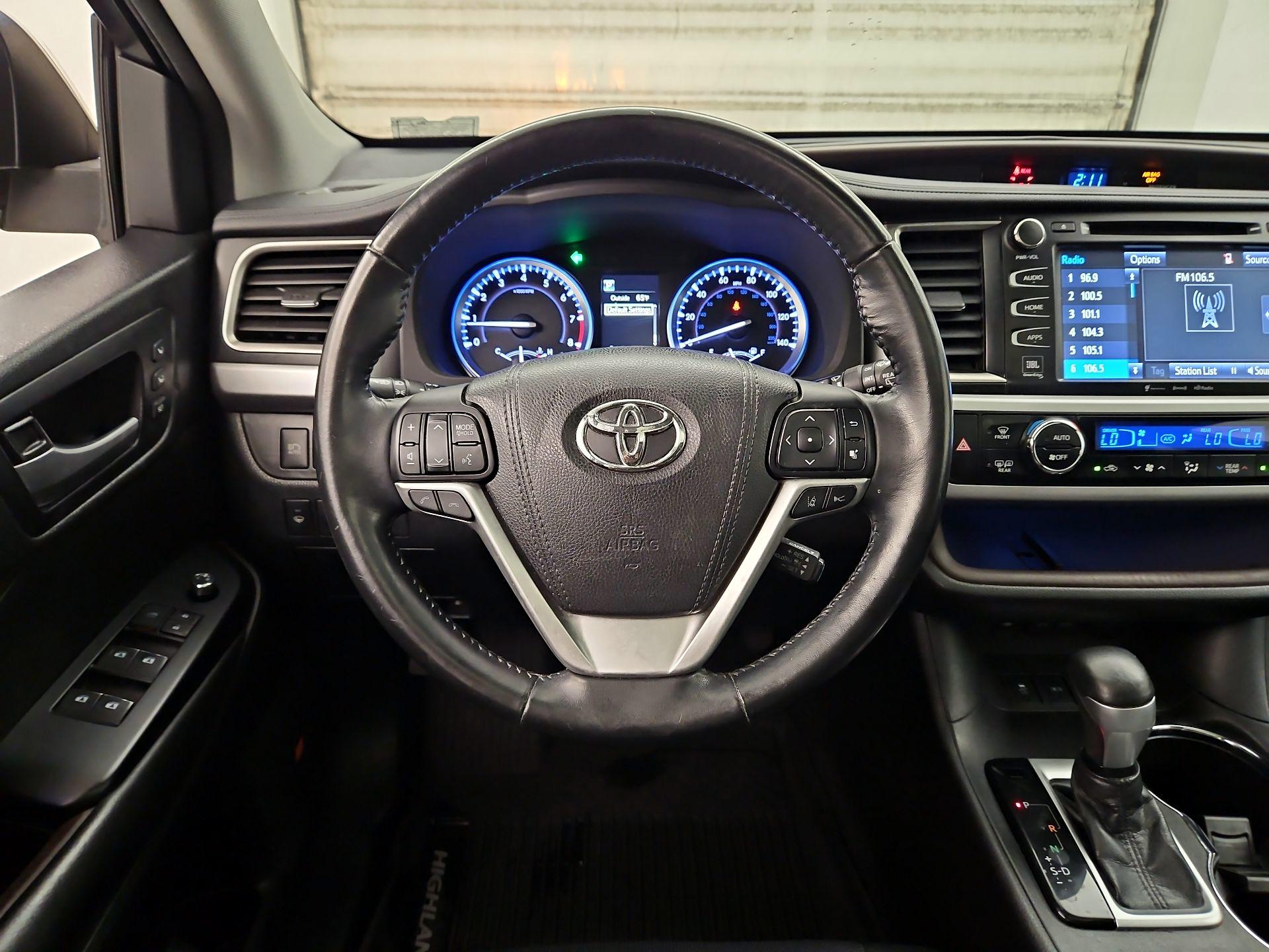 Thumbnail: 2018 Toyota Highlander - 10