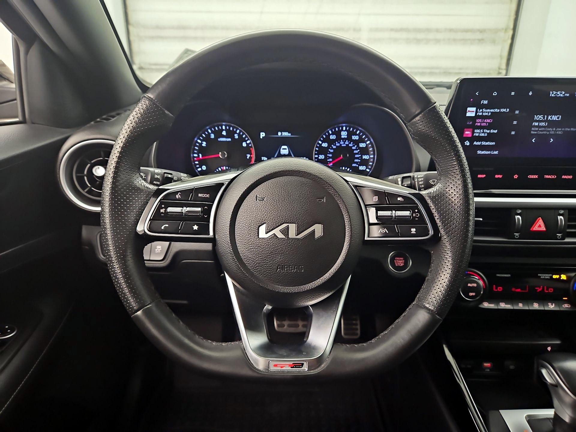 Thumbnail: 2023 Kia Forte - 10