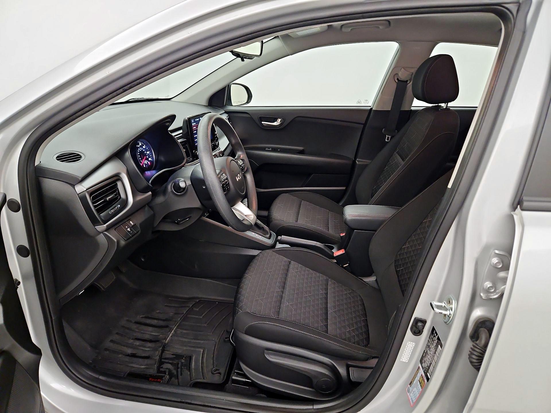 Thumbnail: 2023 Kia Rio - 11