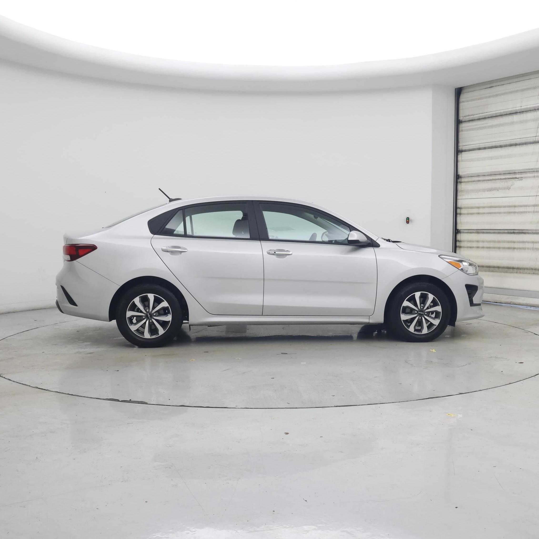 Thumbnail: 2023 Kia Rio - 7
