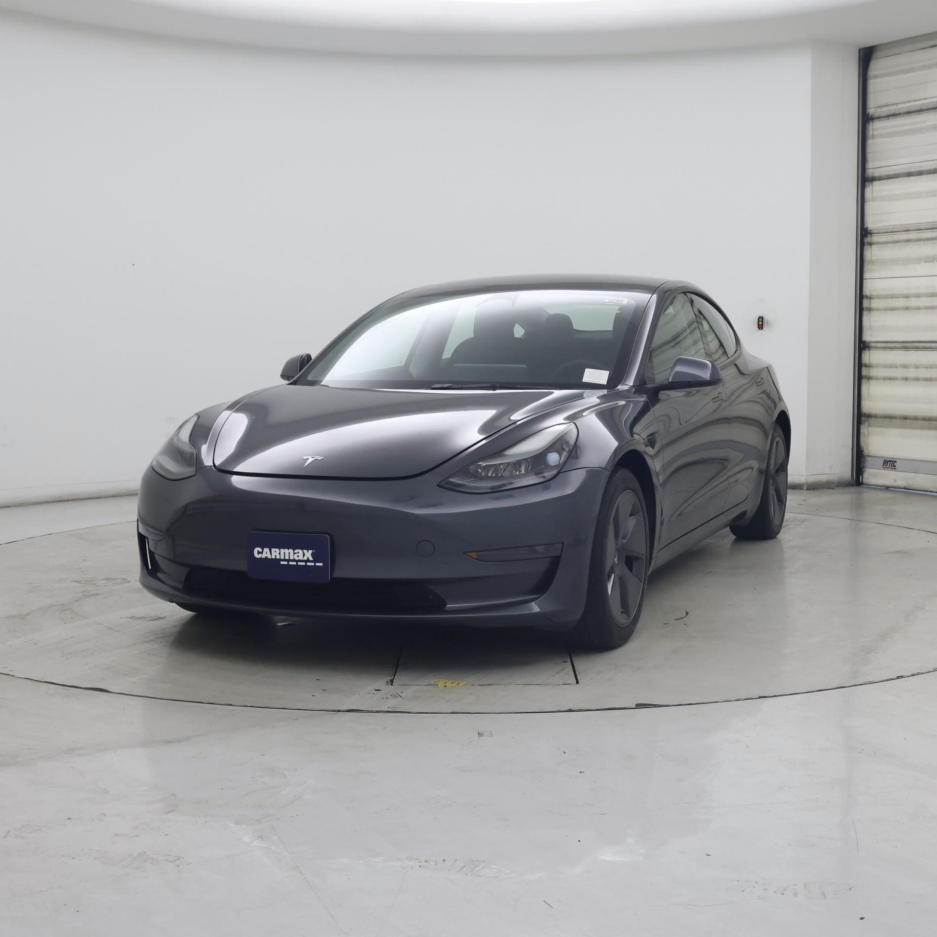Thumbnail: 2023 Tesla Model 3 - 4