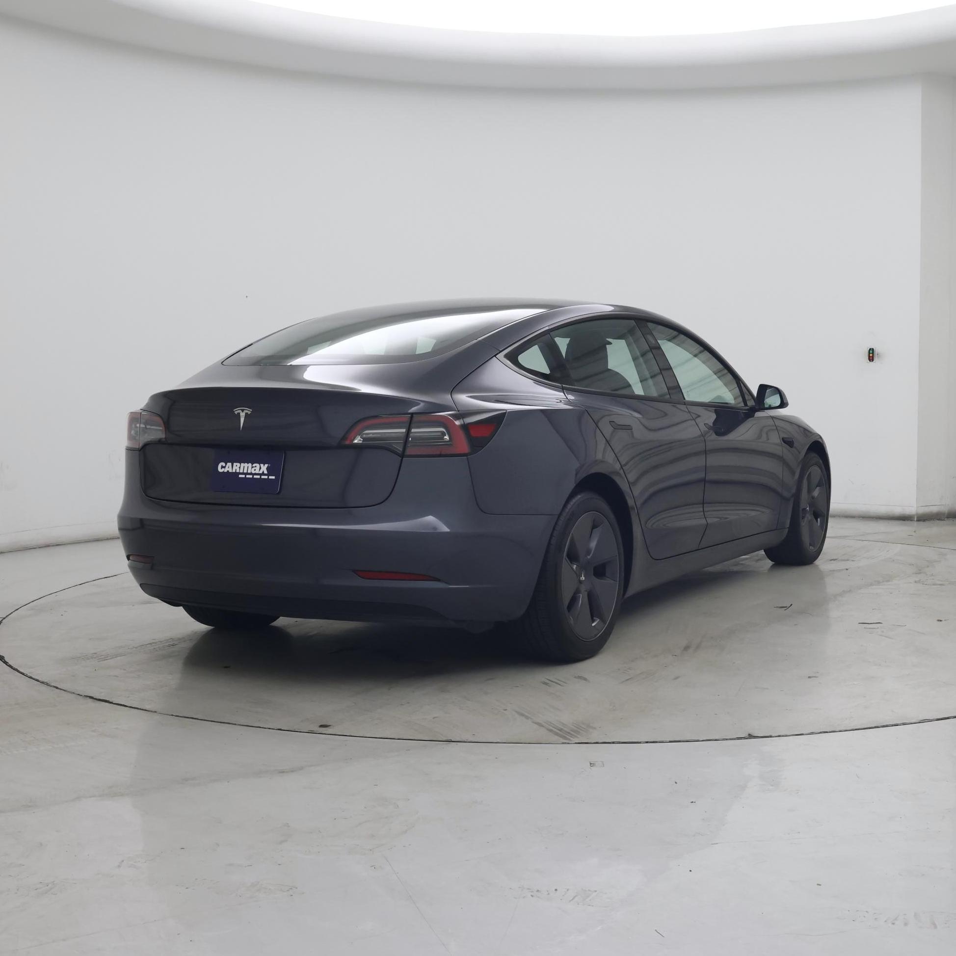 Thumbnail: 2023 Tesla Model 3 - 8