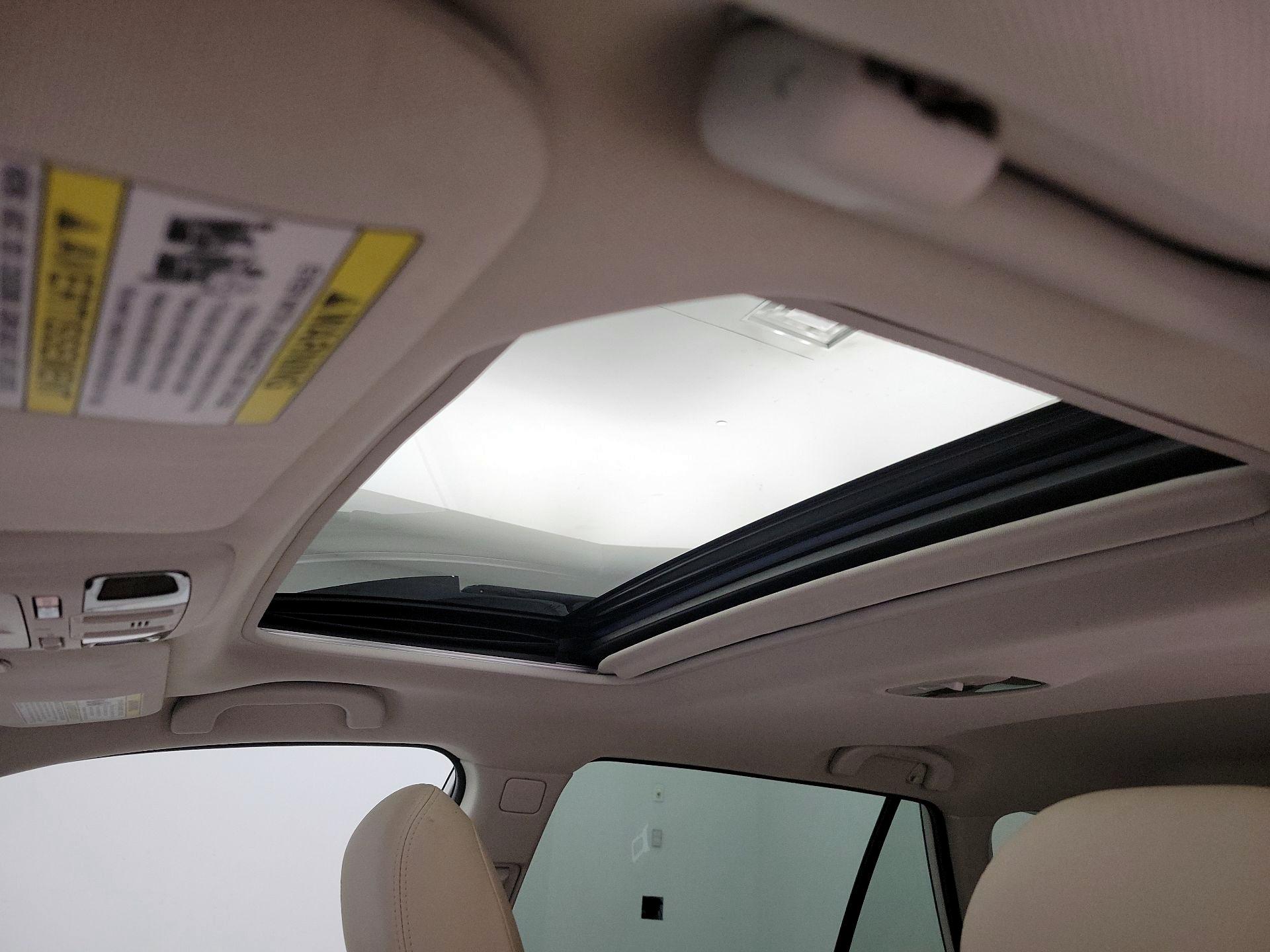 Thumbnail: 2018 Subaru Outback - 20