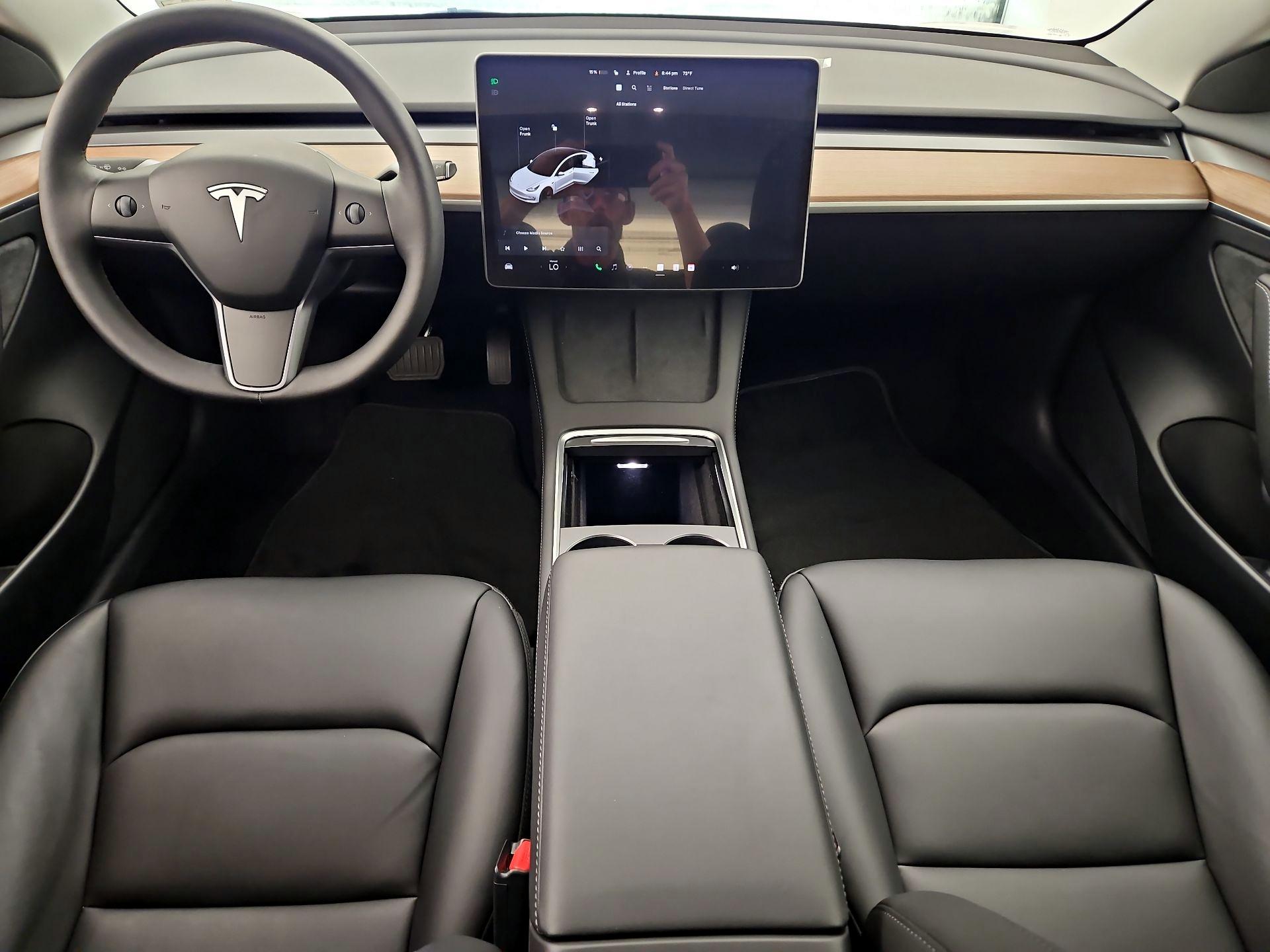 Thumbnail: 2023 Tesla Model 3 - 9