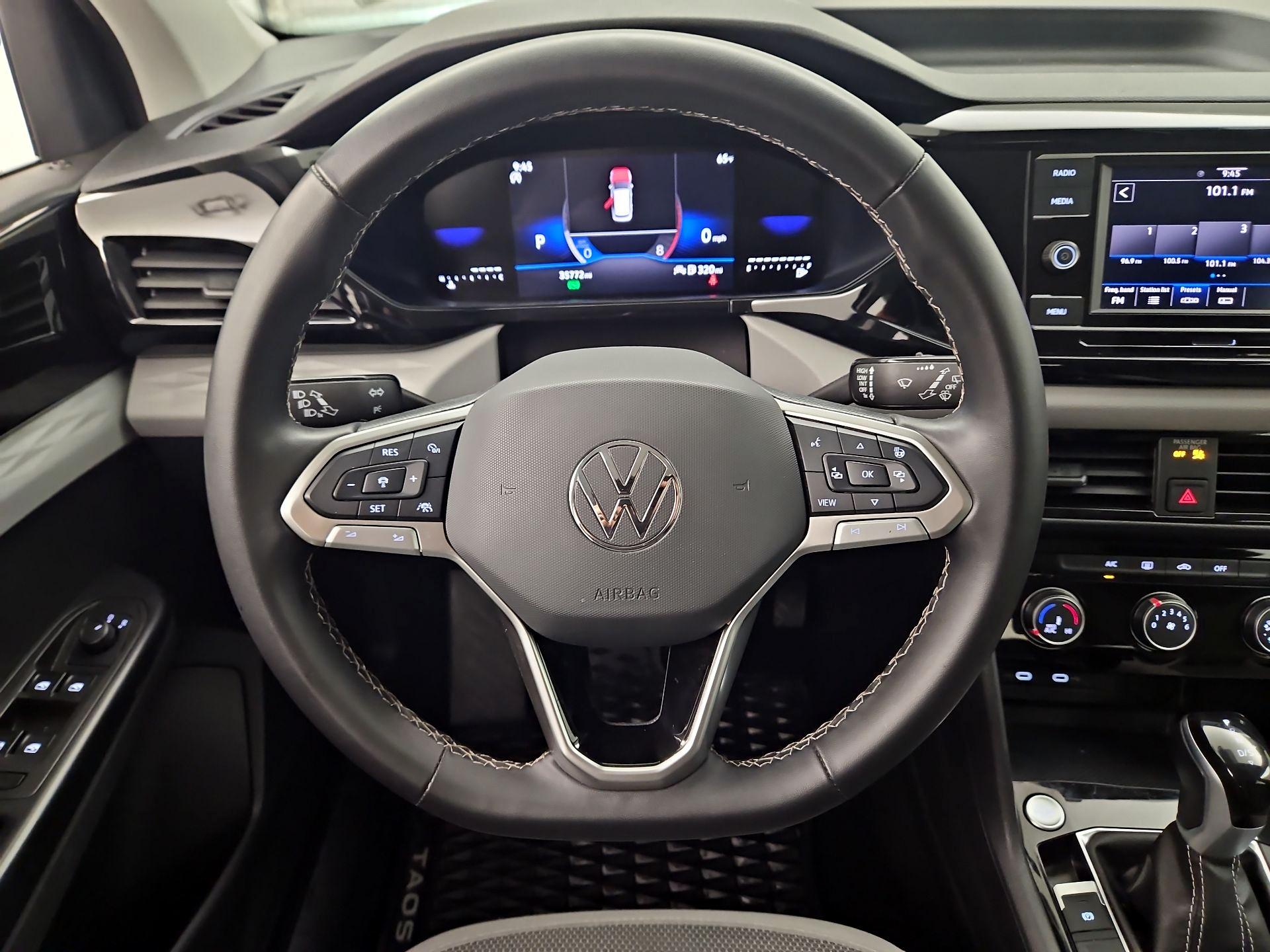 Thumbnail: 2024 Volkswagen Taos - 10