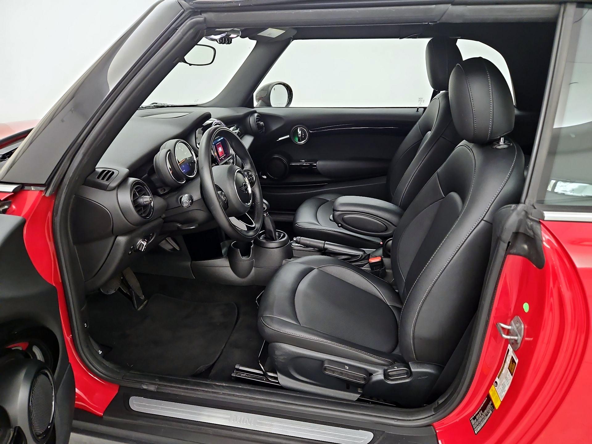 Thumbnail: 2019 MINI Cooper - 11