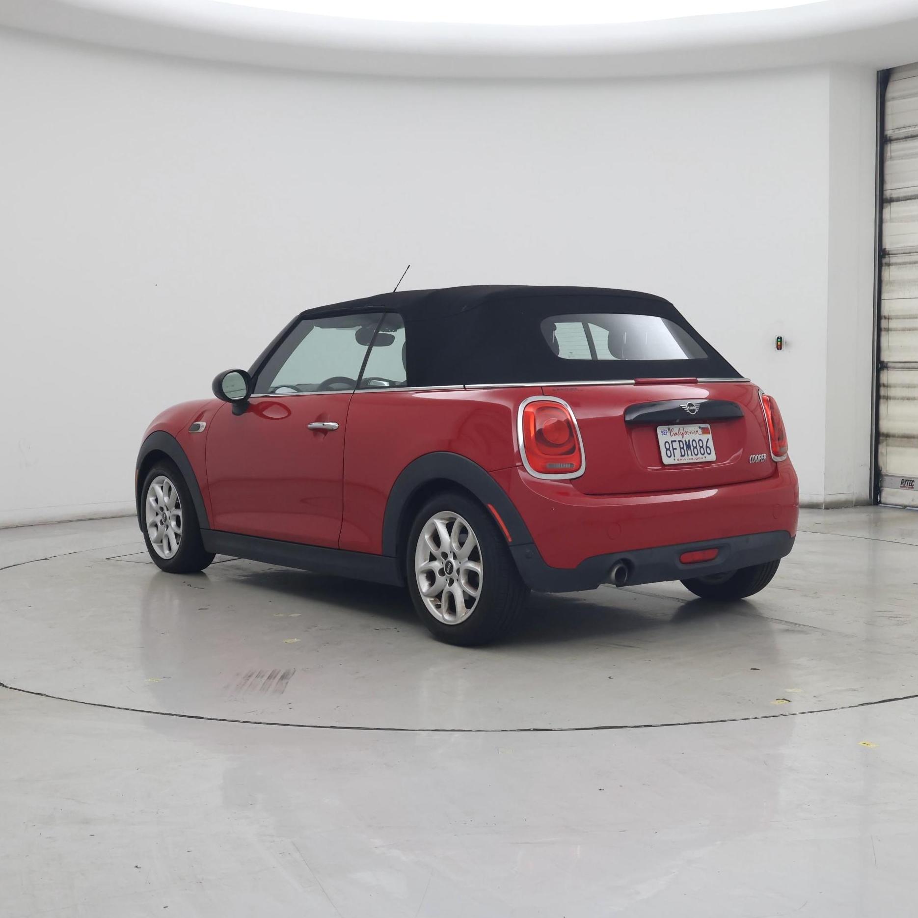 Thumbnail: 2019 MINI Cooper - 2